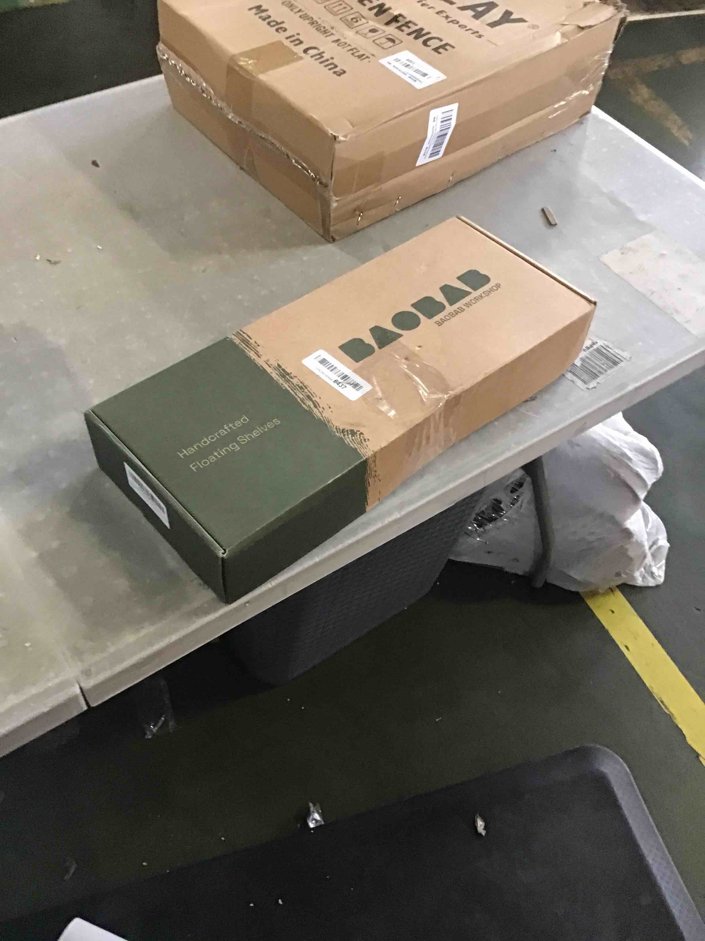 https://s3.amazonaws.com/lotting-images-prod/bidfta/BLU6435489_1717791109913.jpeg