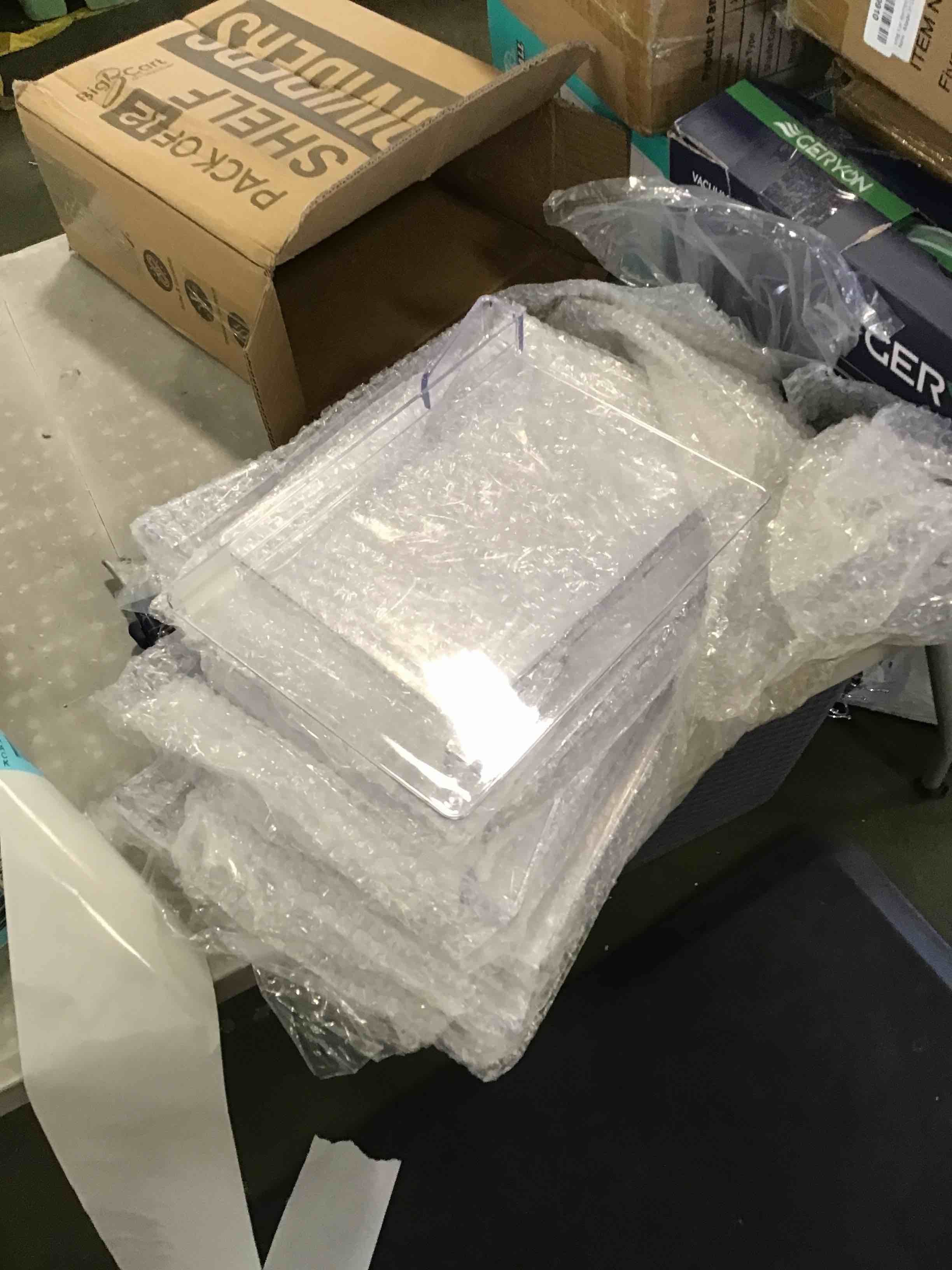 https://s3.amazonaws.com/lotting-images-prod/bidfta/BLU6435523_1718027412852.jpeg