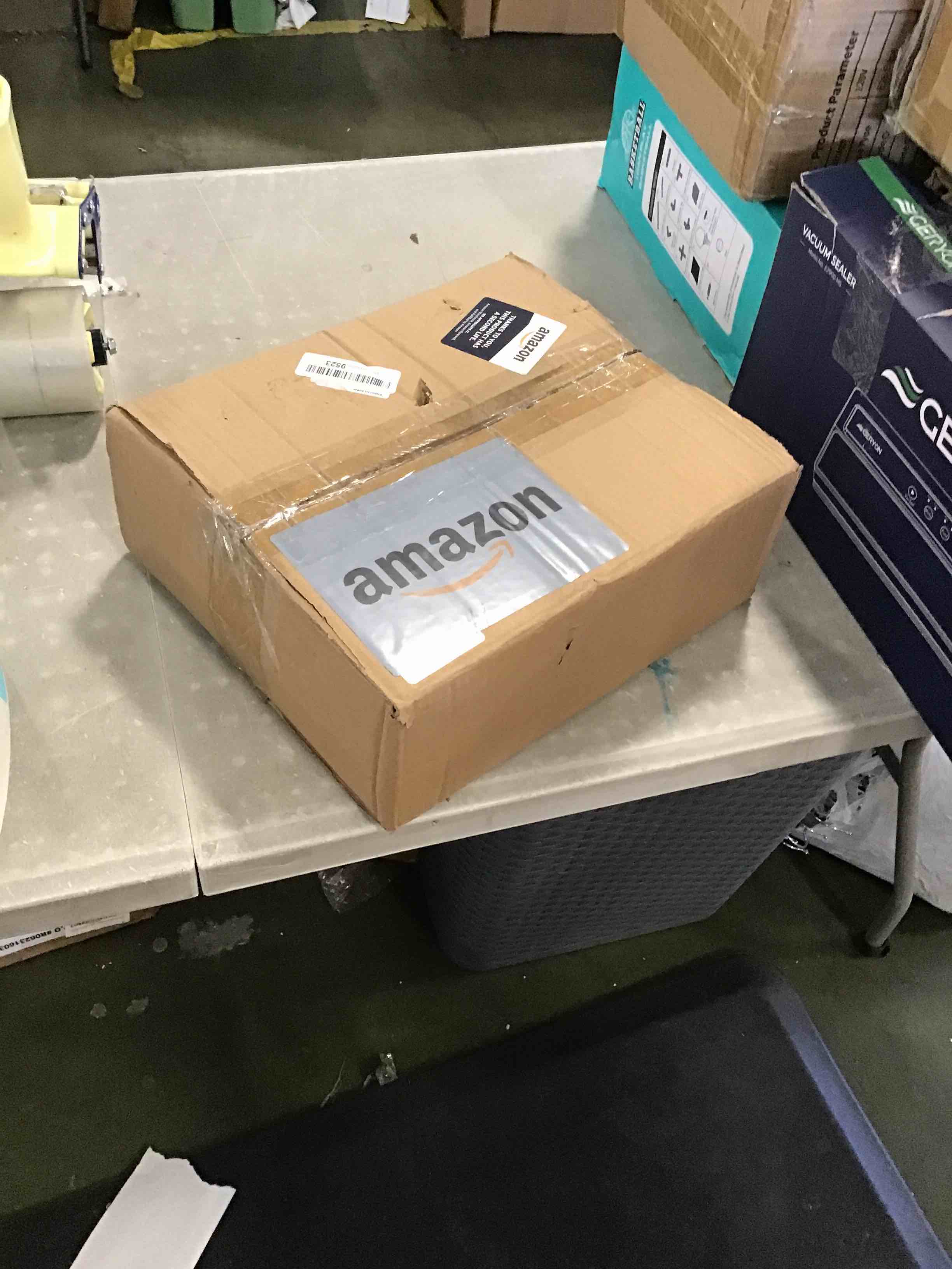 https://s3.amazonaws.com/lotting-images-prod/bidfta/BLU6435524_1718027575833.jpeg