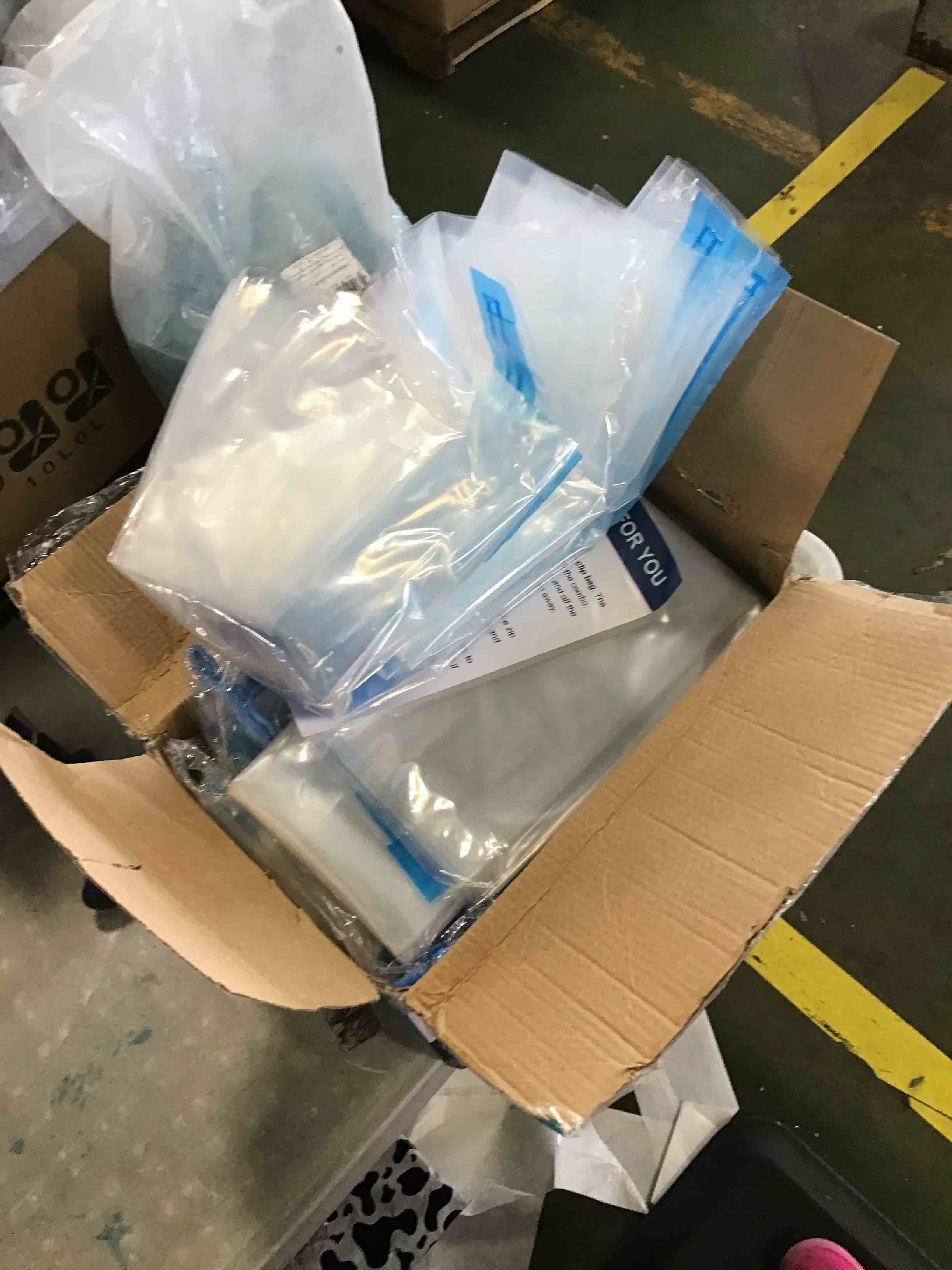 https://s3.amazonaws.com/lotting-images-prod/bidfta/BLU6436809_1718396317996.jpeg