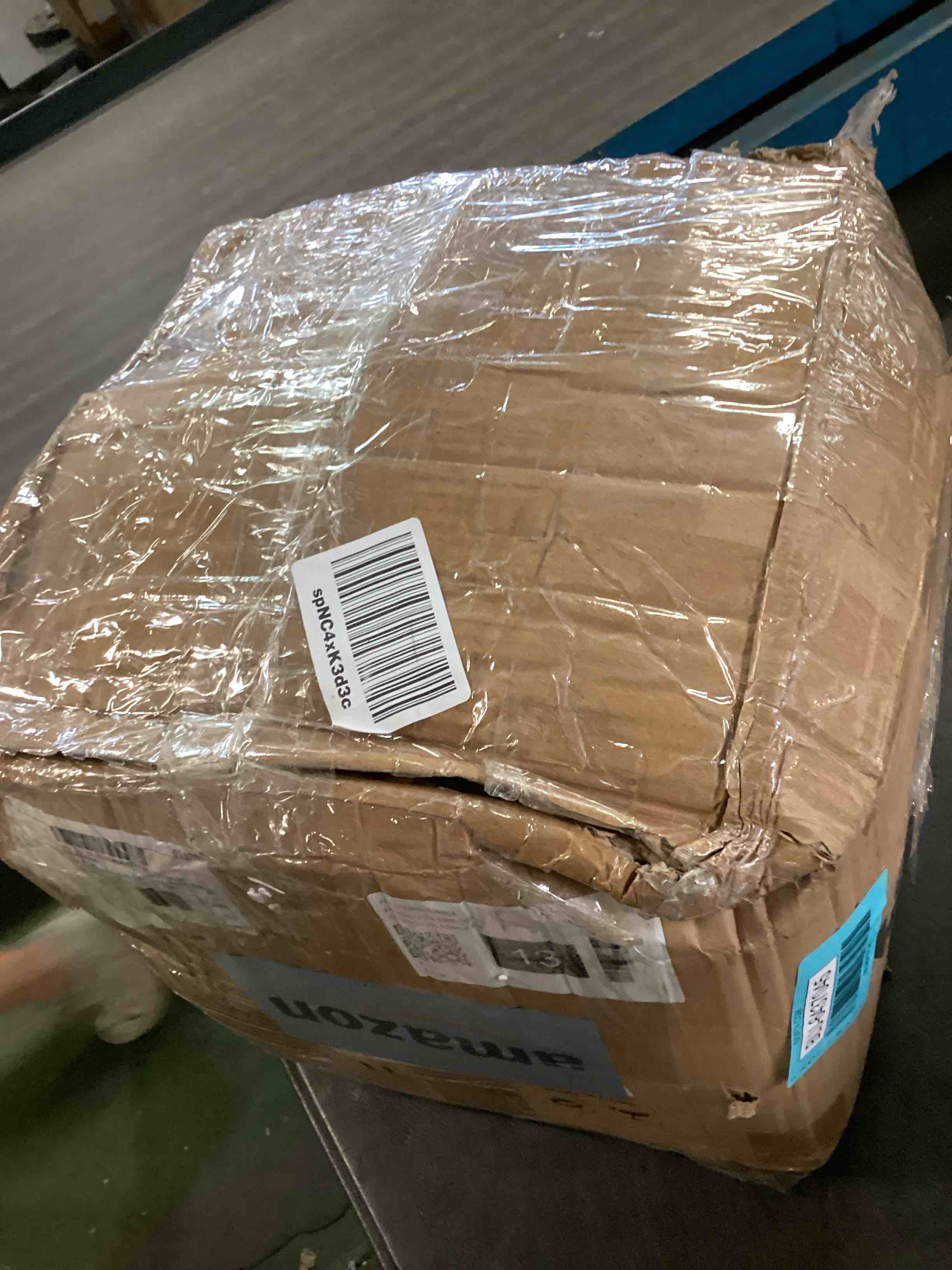 https://s3.amazonaws.com/lotting-images-prod/bidfta/BLU6437045_1718117187995.jpeg