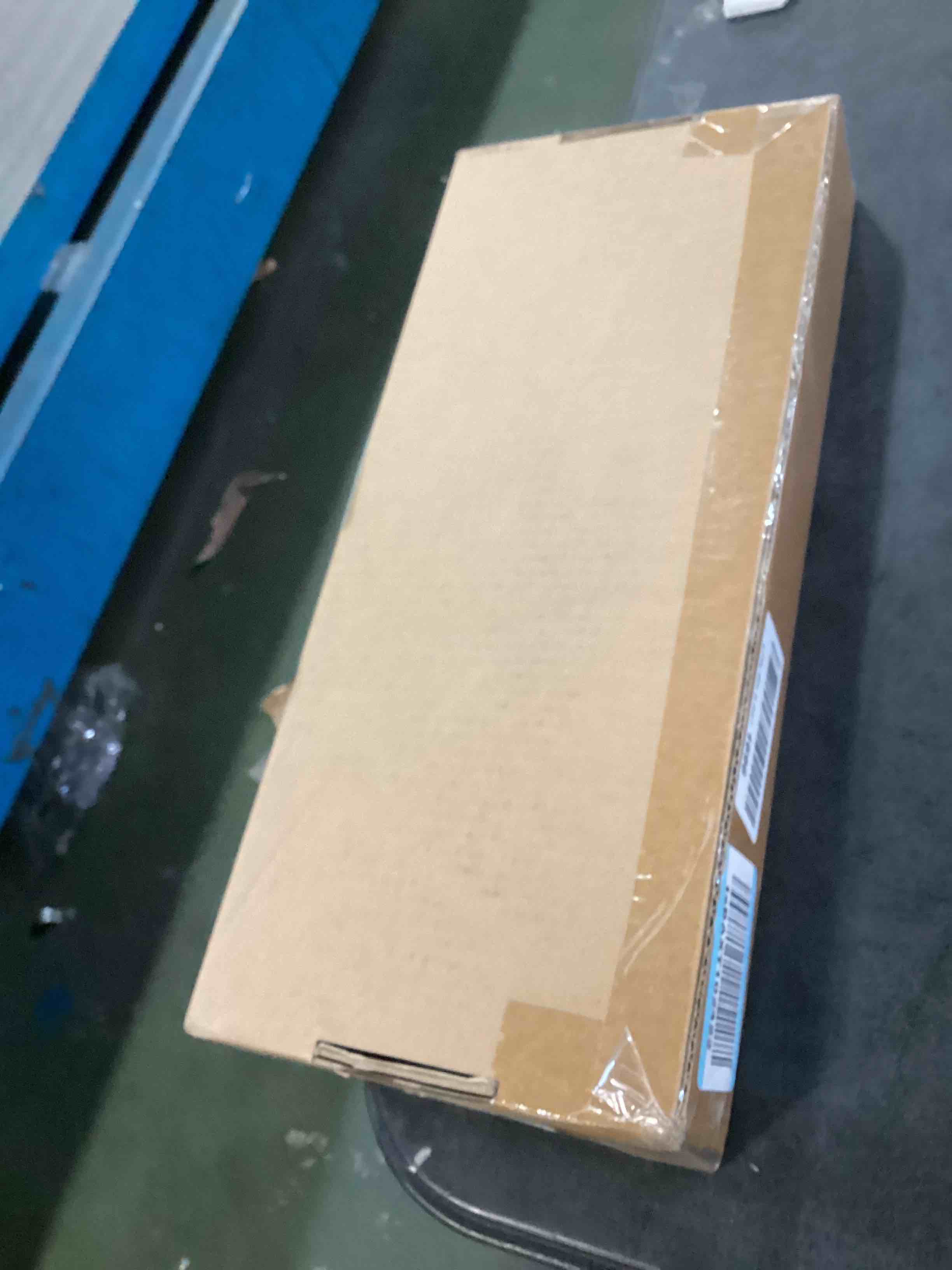 https://s3.amazonaws.com/lotting-images-prod/bidfta/BLU6437064_1718117687081.jpeg