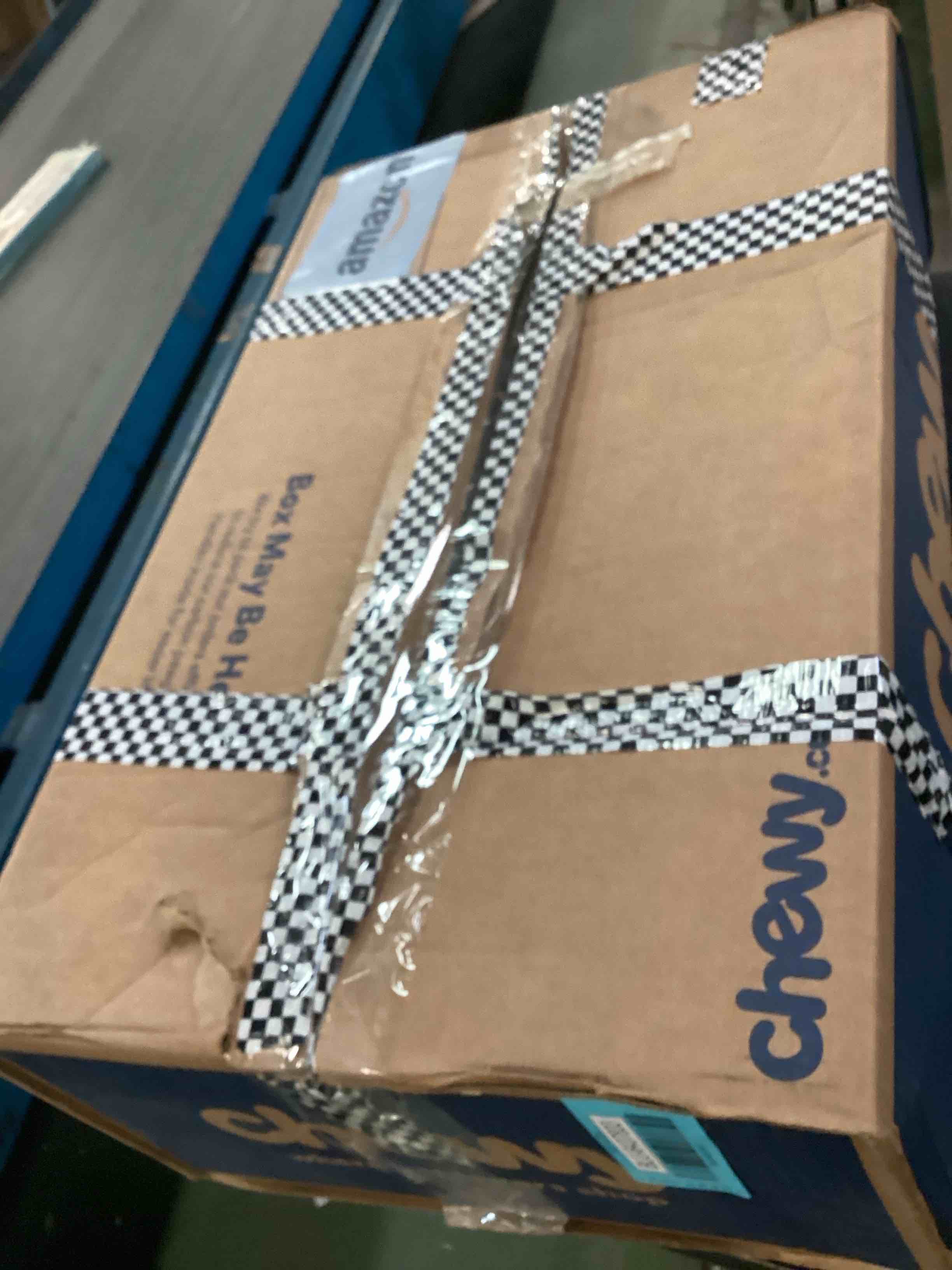 https://s3.amazonaws.com/lotting-images-prod/bidfta/BLU6437833_1718380686968.jpeg