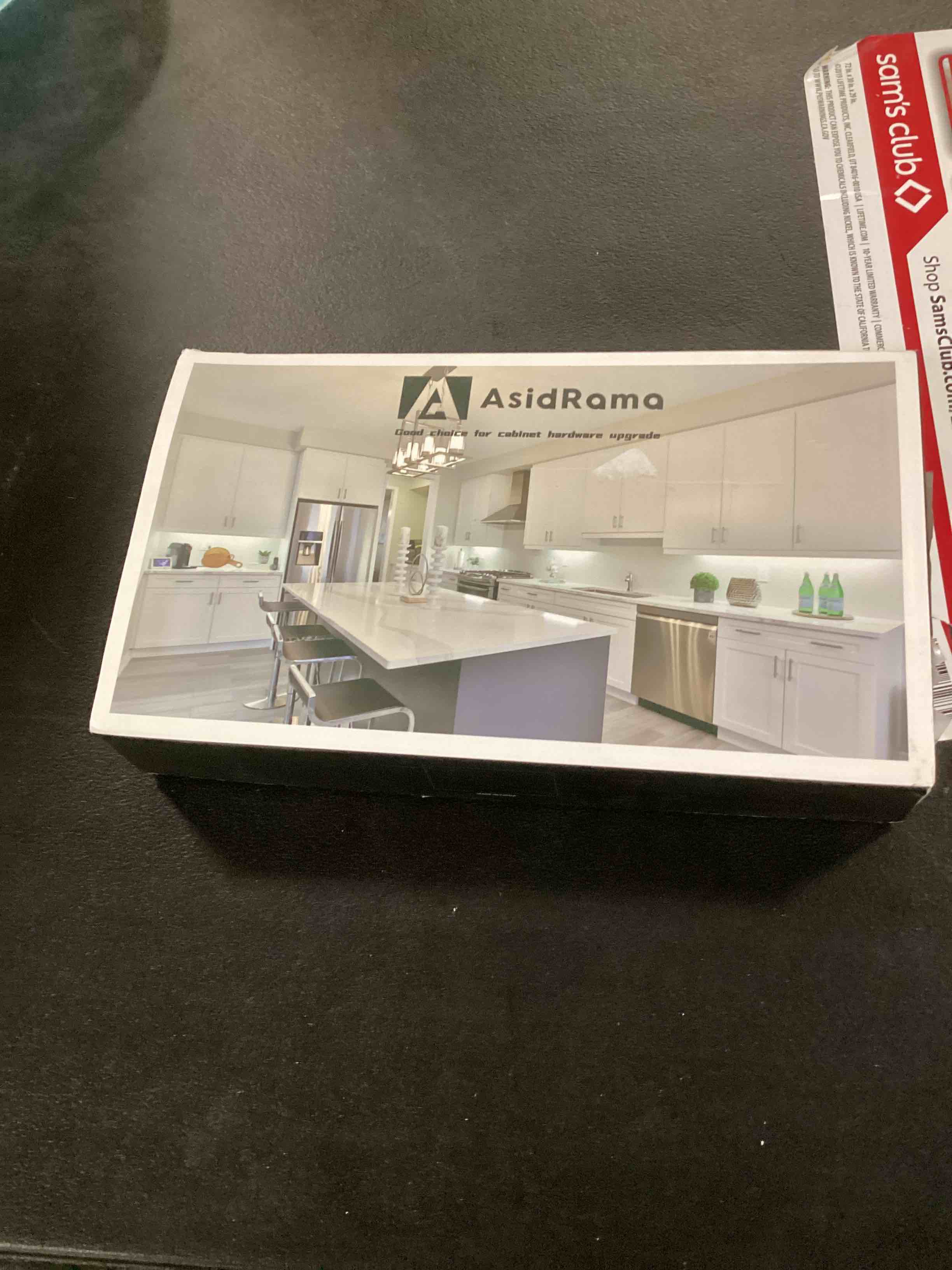 https://s3.amazonaws.com/lotting-images-prod/bidfta/BLU6439942_1717416625998.jpeg