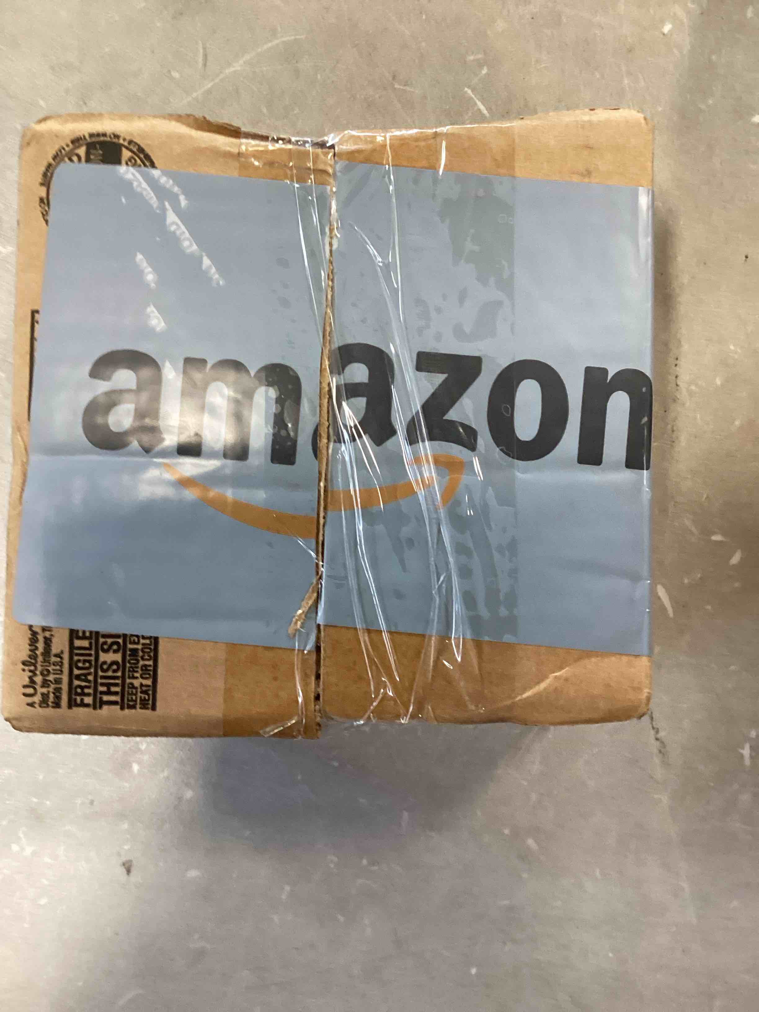 https://s3.amazonaws.com/lotting-images-prod/bidfta/BLU6441840_1722433513241.jpeg