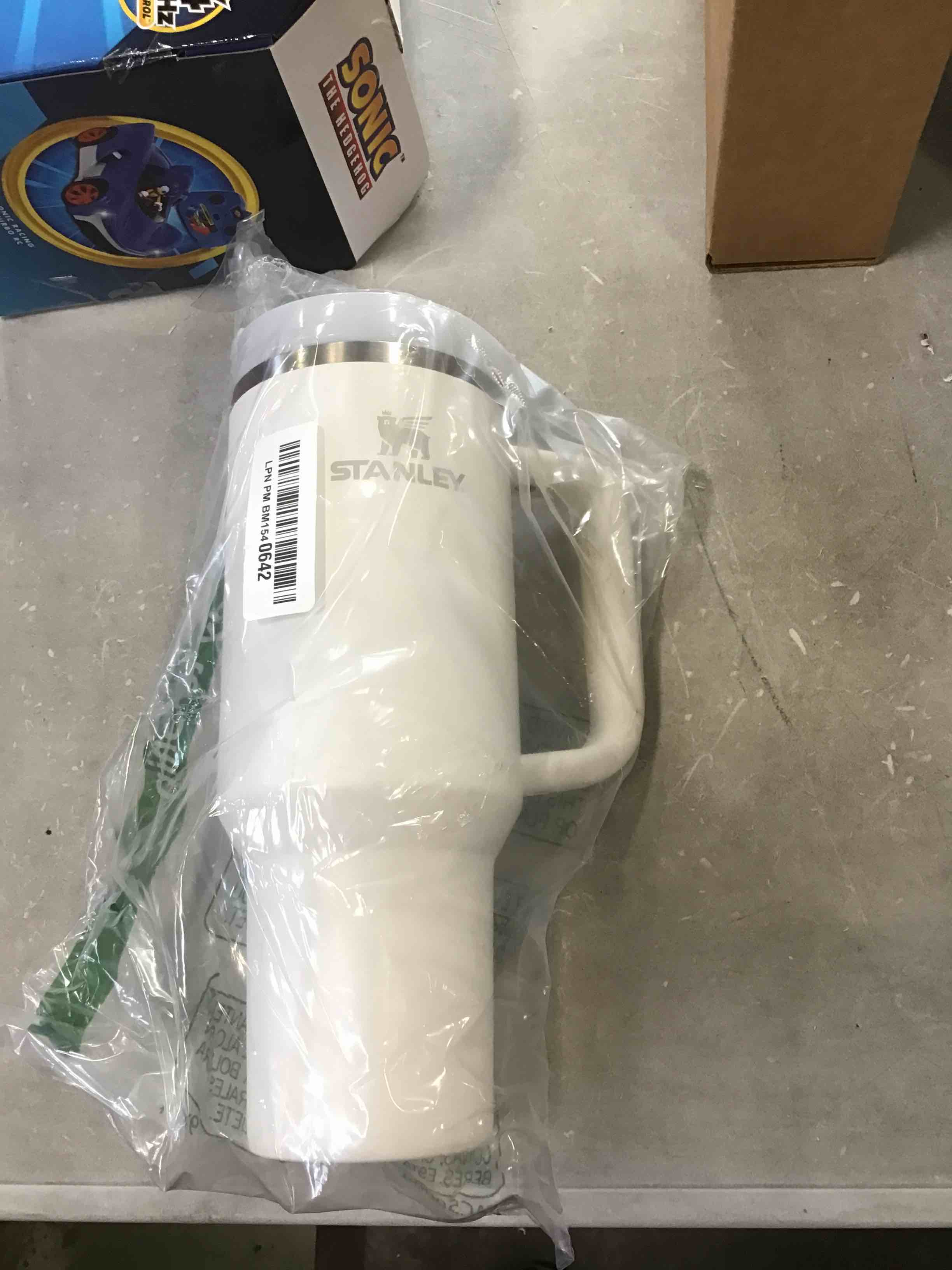 Stanley Quencher H2.0 FlowState Stainless Steel Vacuum Insulated Tumbler with Lid and Straw for Water, Iced Tea or Coffee