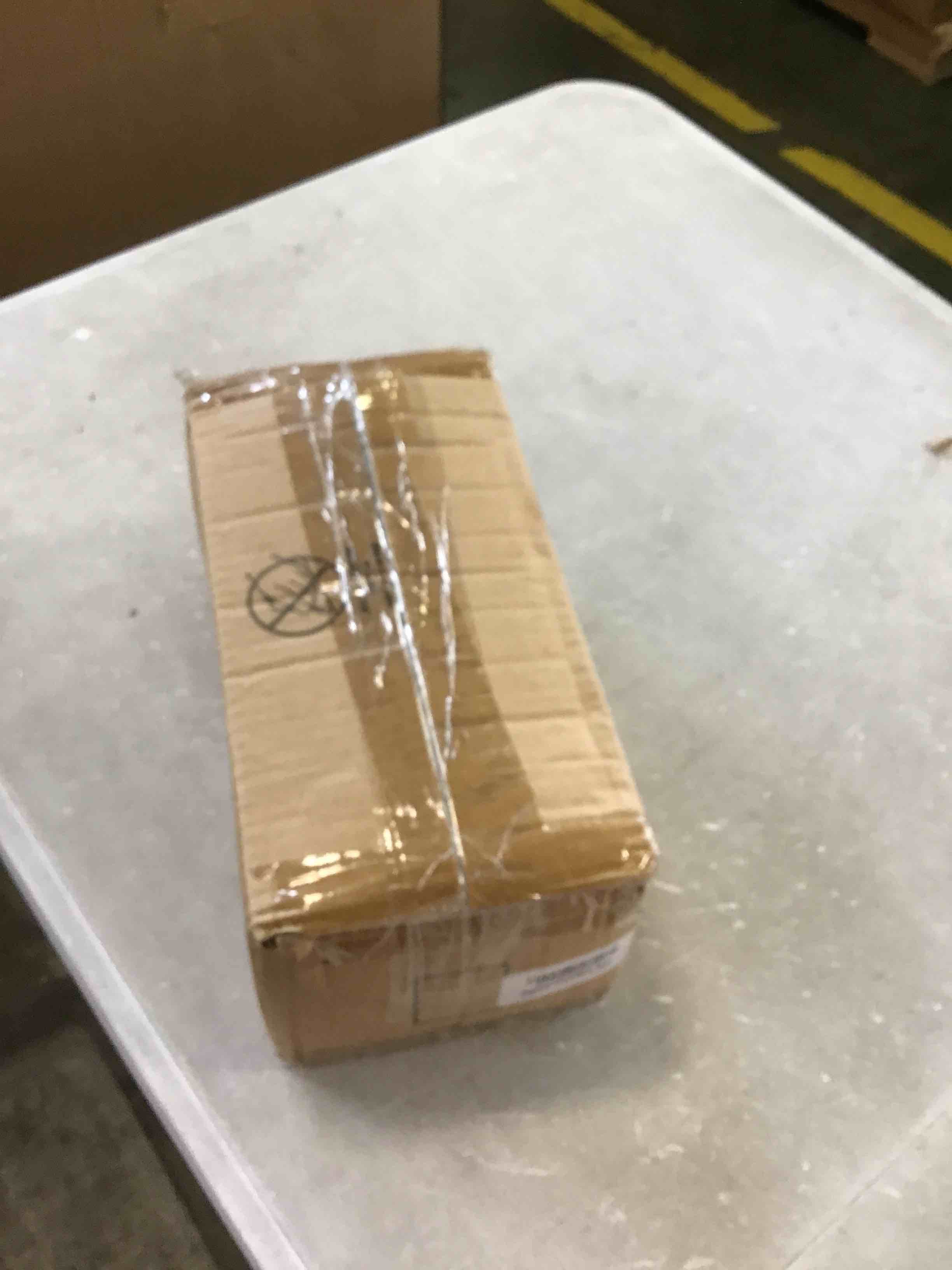 https://s3.amazonaws.com/lotting-images-prod/bidfta/BLU6442000_1722533140325.jpeg
