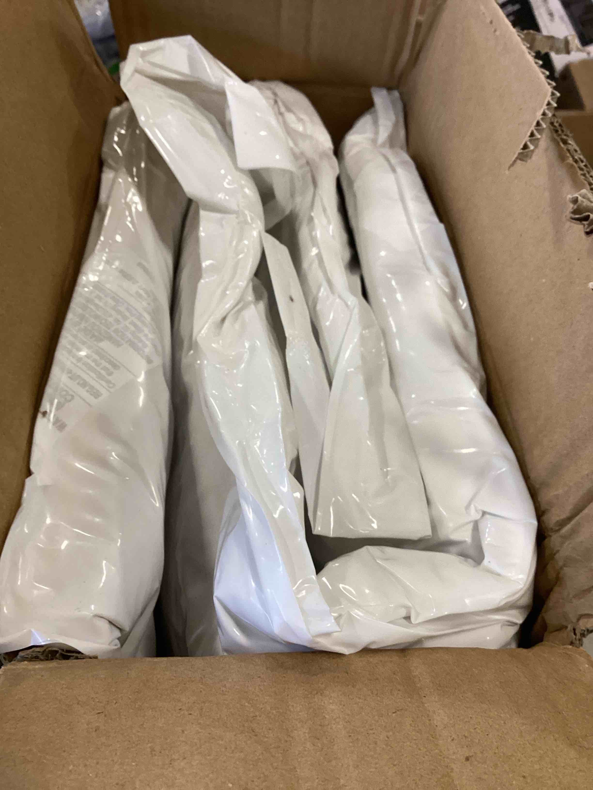 https://s3.amazonaws.com/lotting-images-prod/bidfta/BLU6444543_1717248197326.jpeg