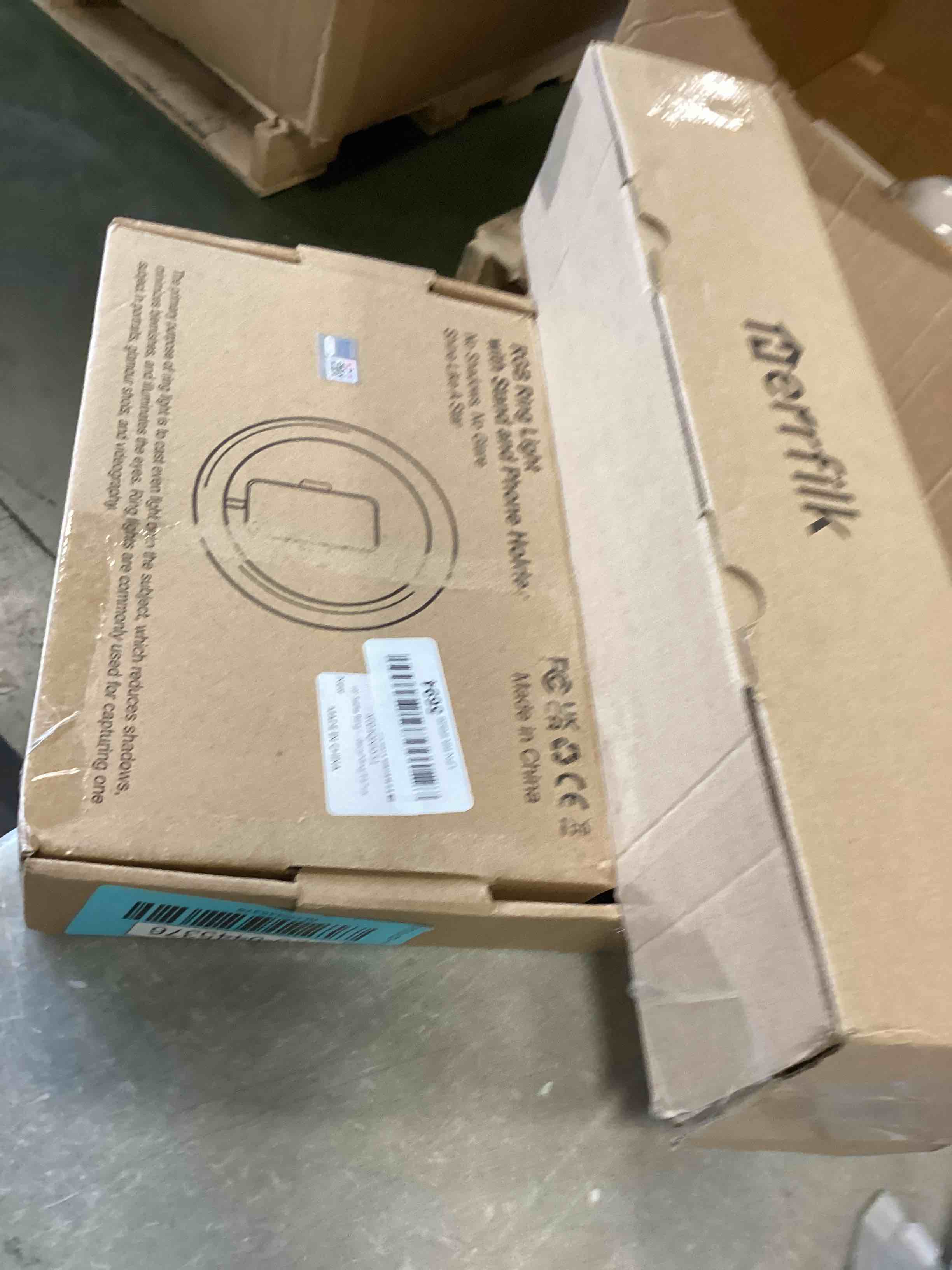 https://s3.amazonaws.com/lotting-images-prod/bidfta/BLU6445376_1717529337622.jpeg