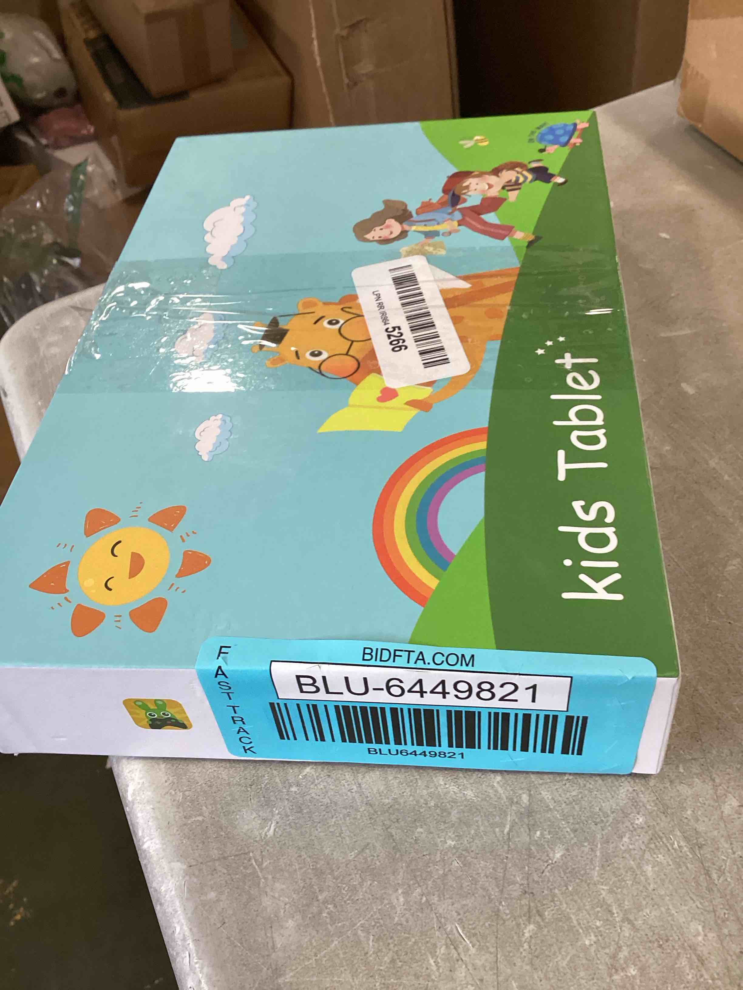 https://s3.amazonaws.com/lotting-images-prod/bidfta/BLU6449821_1717087764761.jpeg