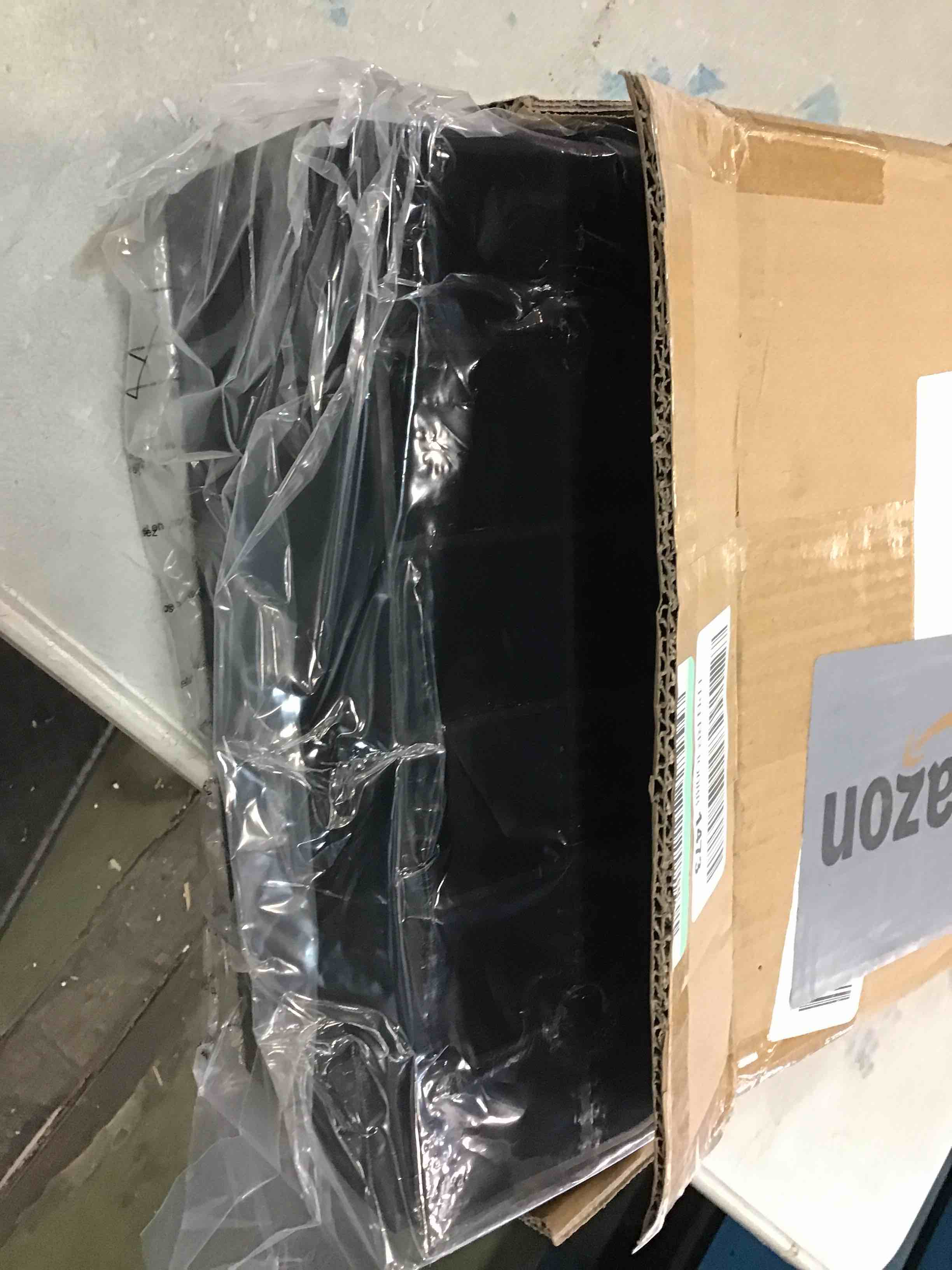 https://s3.amazonaws.com/lotting-images-prod/bidfta/BLU6450732_1715607398808.jpeg