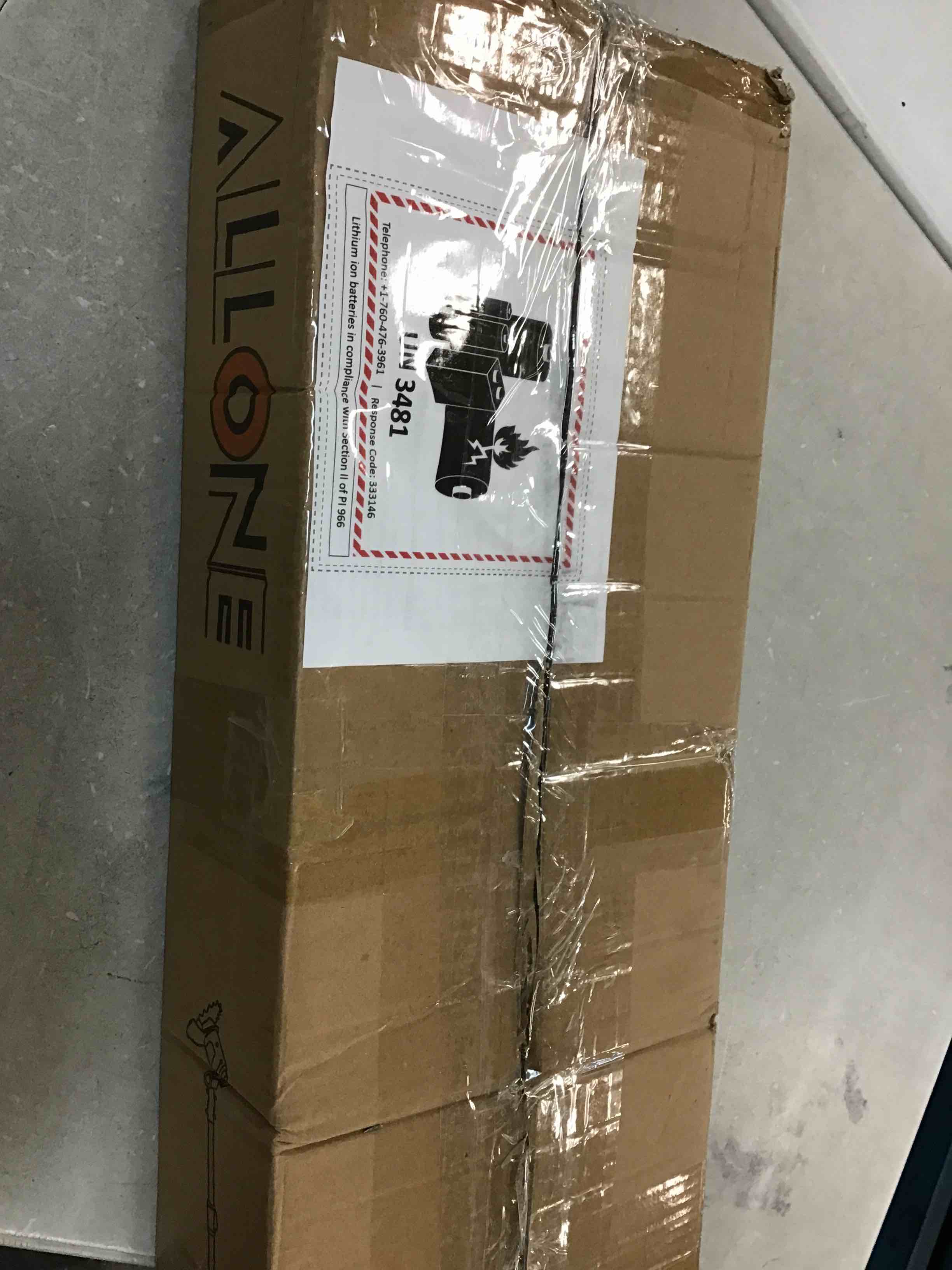 https://s3.amazonaws.com/lotting-images-prod/bidfta/BLU6450738_1715608102876.jpeg
