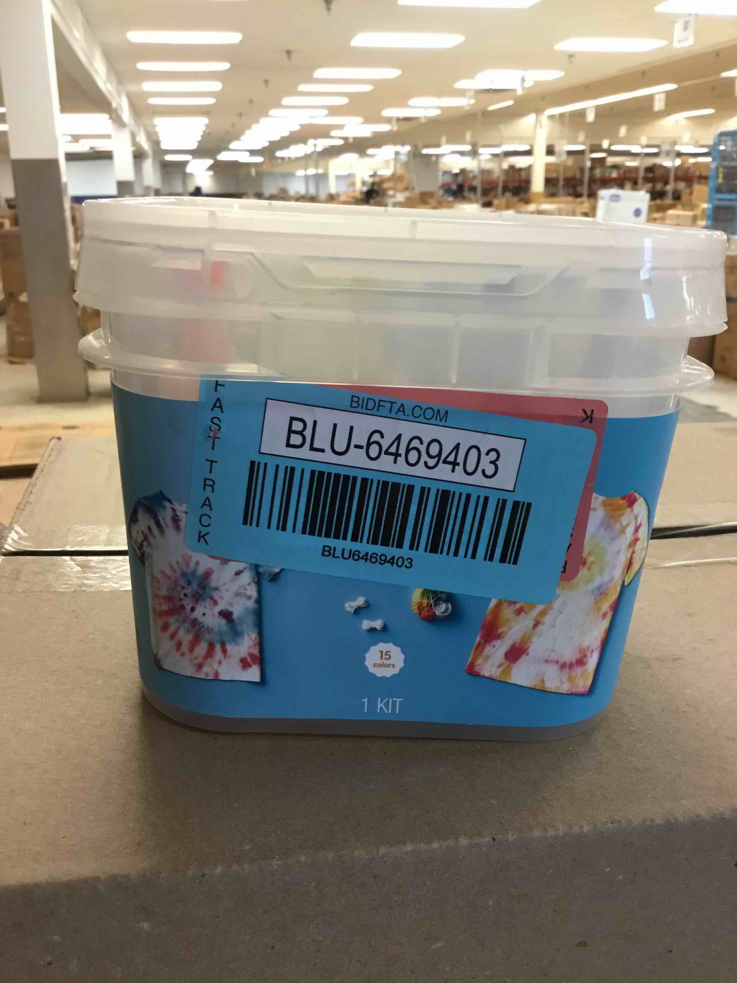 https://s3.amazonaws.com/lotting-images-prod/bidfta/BLU6469405_1722947622589.jpeg