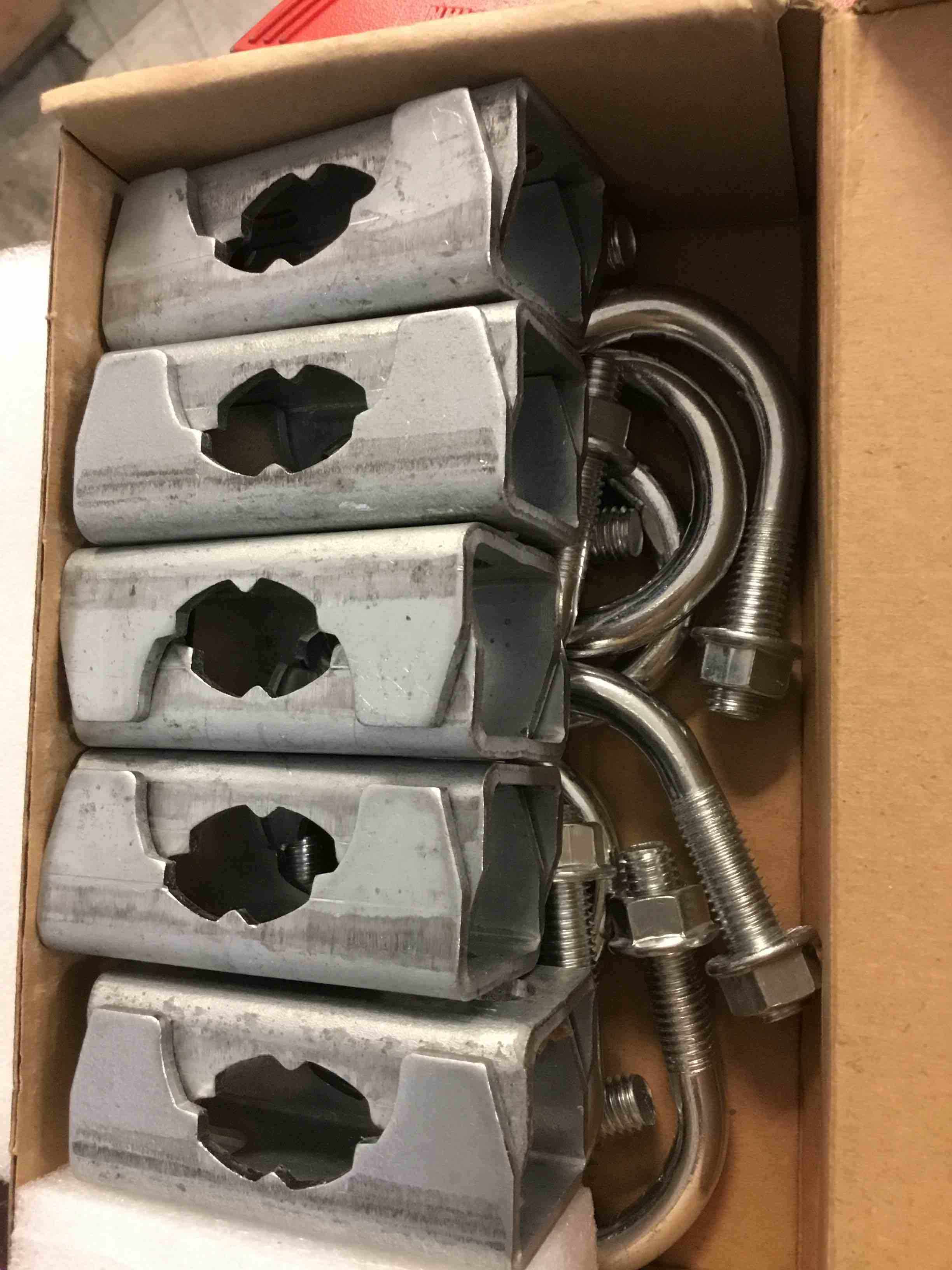 https://s3.amazonaws.com/lotting-images-prod/bidfta/BLU6469780_1723834635039.jpeg