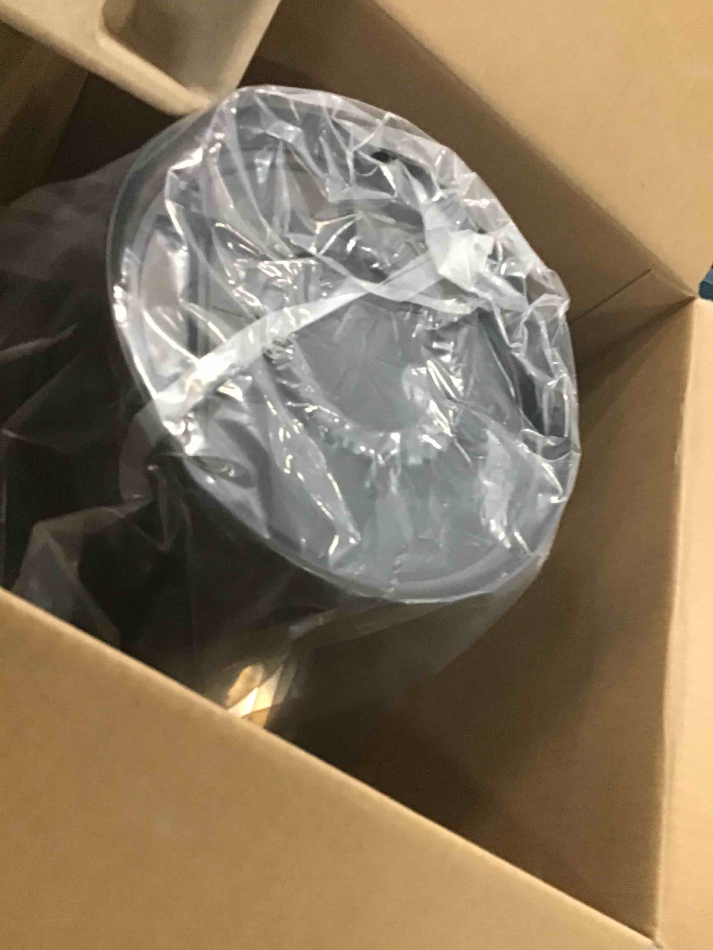 https://s3.amazonaws.com/lotting-images-prod/bidfta/BLU6471967_1718727758423.jpeg
