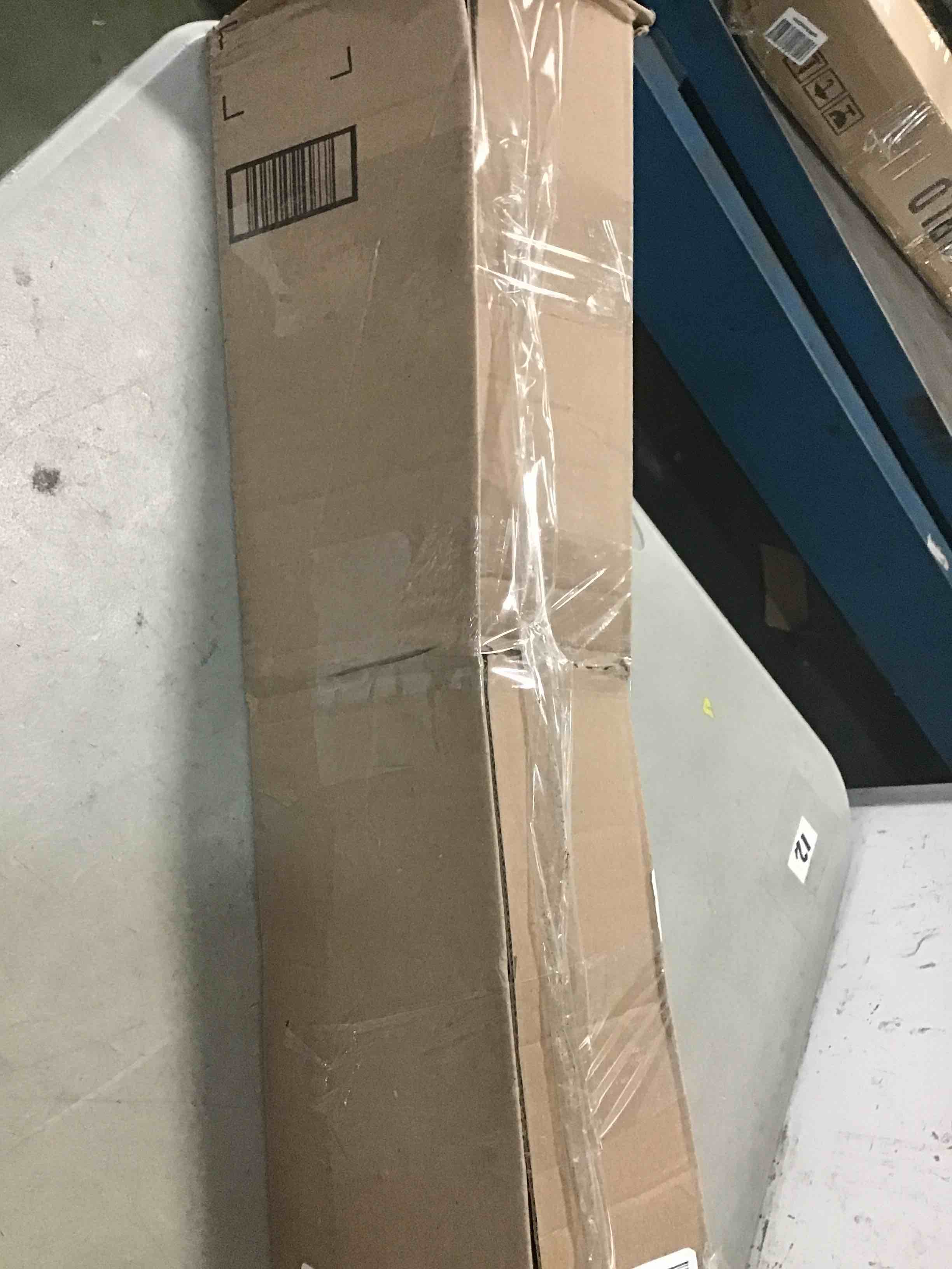 https://s3.amazonaws.com/lotting-images-prod/bidfta/BLU6472040_1718736495596.jpeg