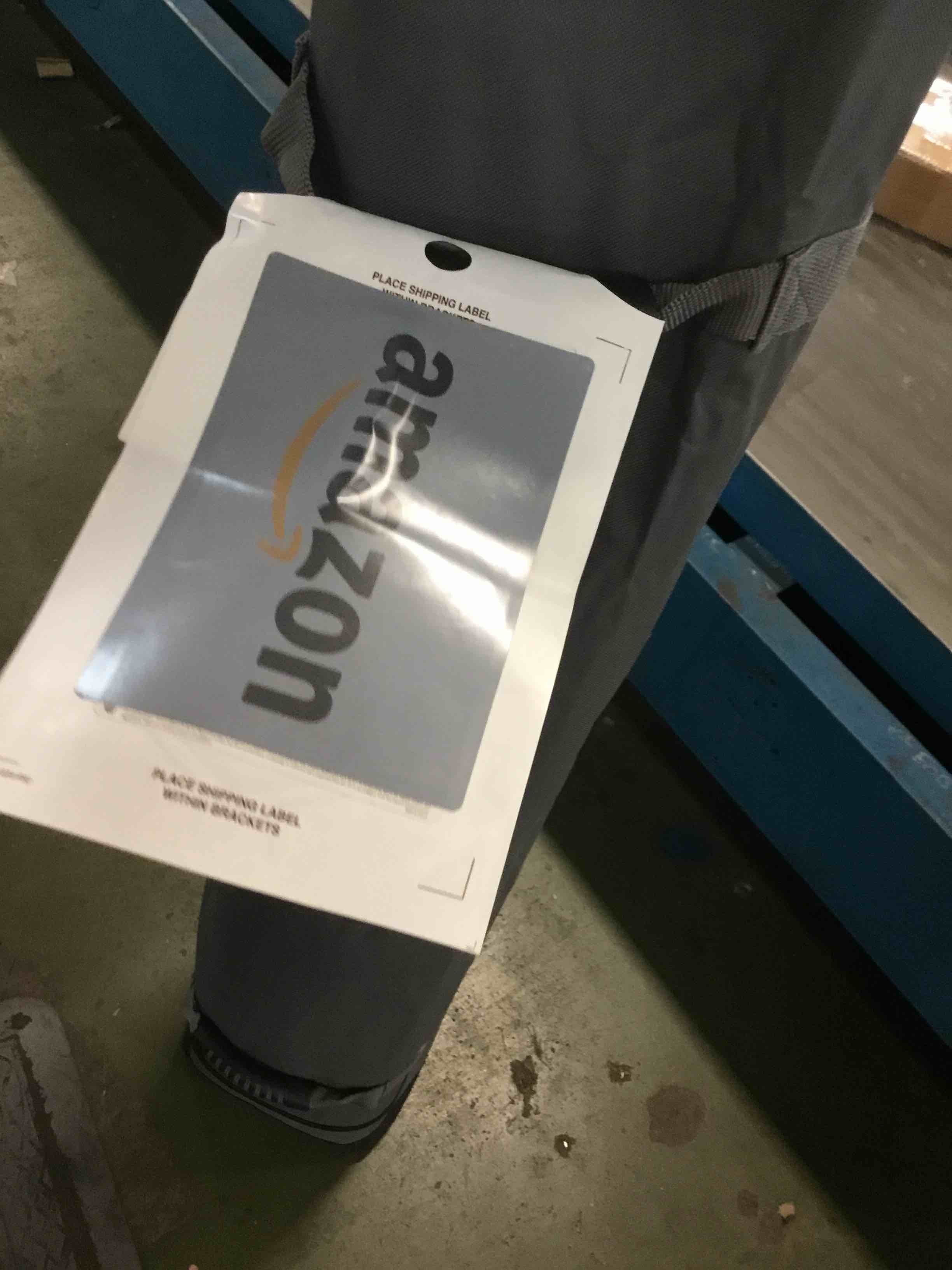 https://s3.amazonaws.com/lotting-images-prod/bidfta/BLU6472234_1718812885467.jpeg