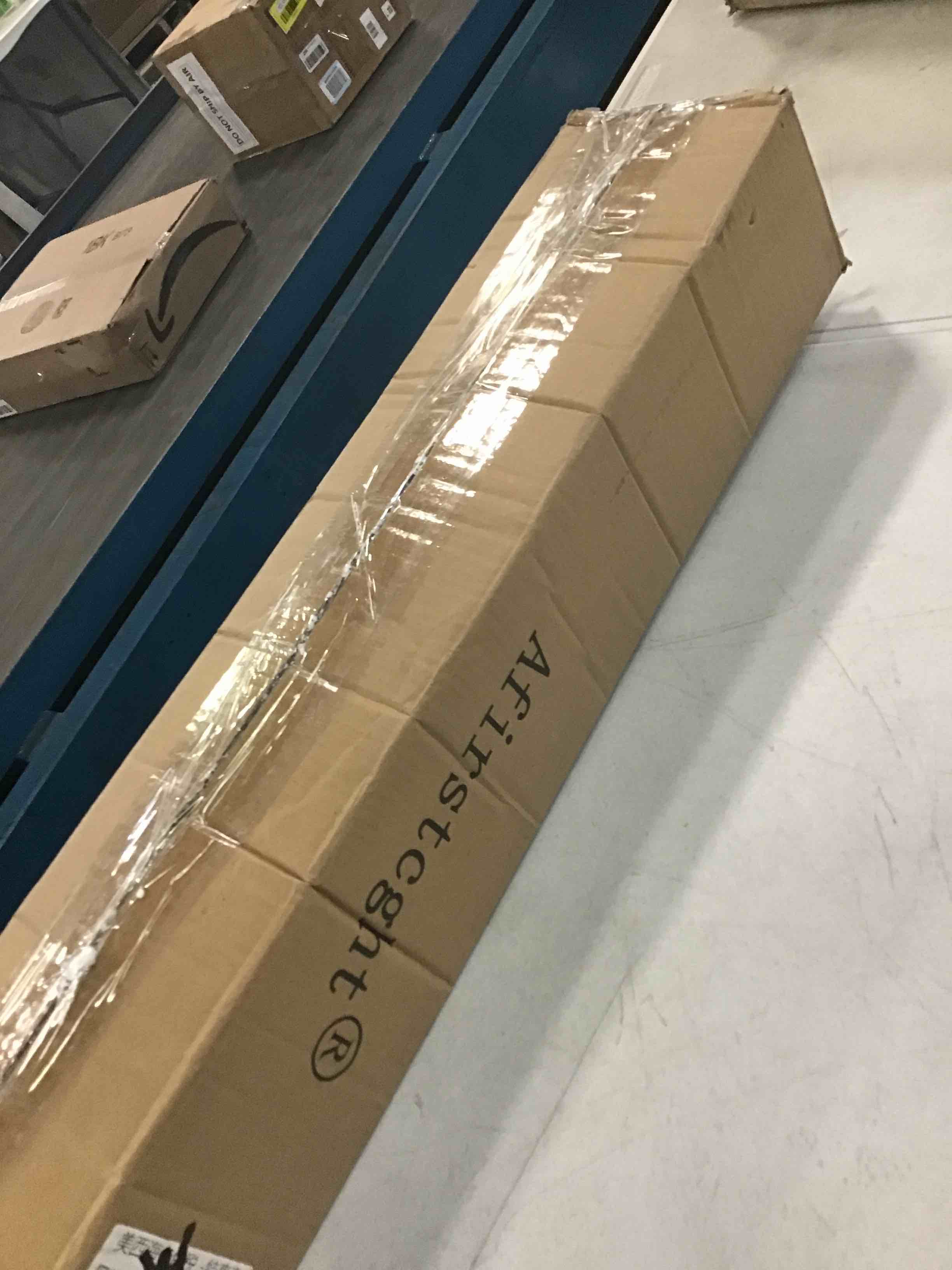 https://s3.amazonaws.com/lotting-images-prod/bidfta/BLU6472509_1718898268363.jpeg