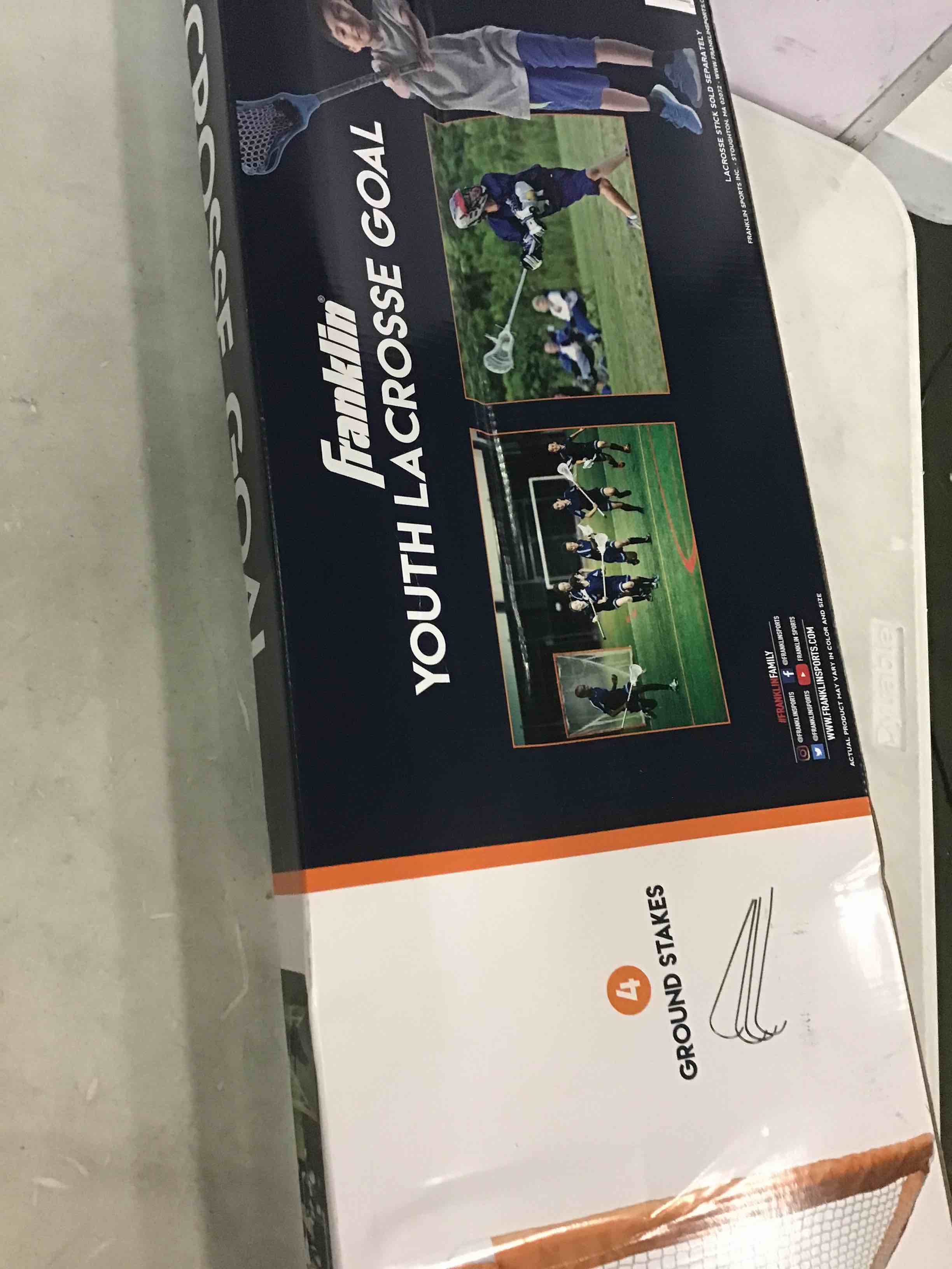 https://s3.amazonaws.com/lotting-images-prod/bidfta/BLU6472652_1718971712613.jpeg