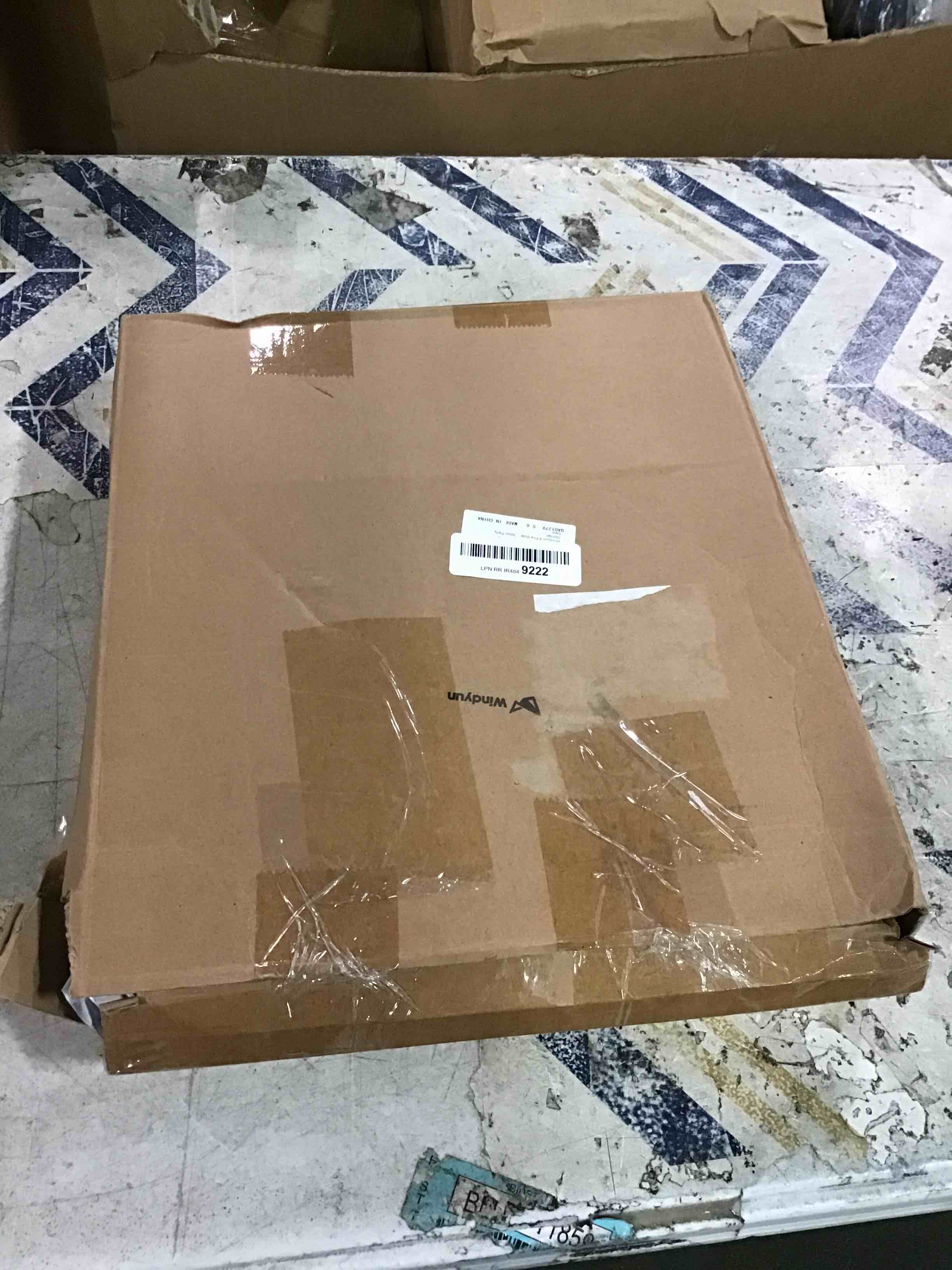https://s3.amazonaws.com/lotting-images-prod/bidfta/BLU6476692_1719400790775.jpeg