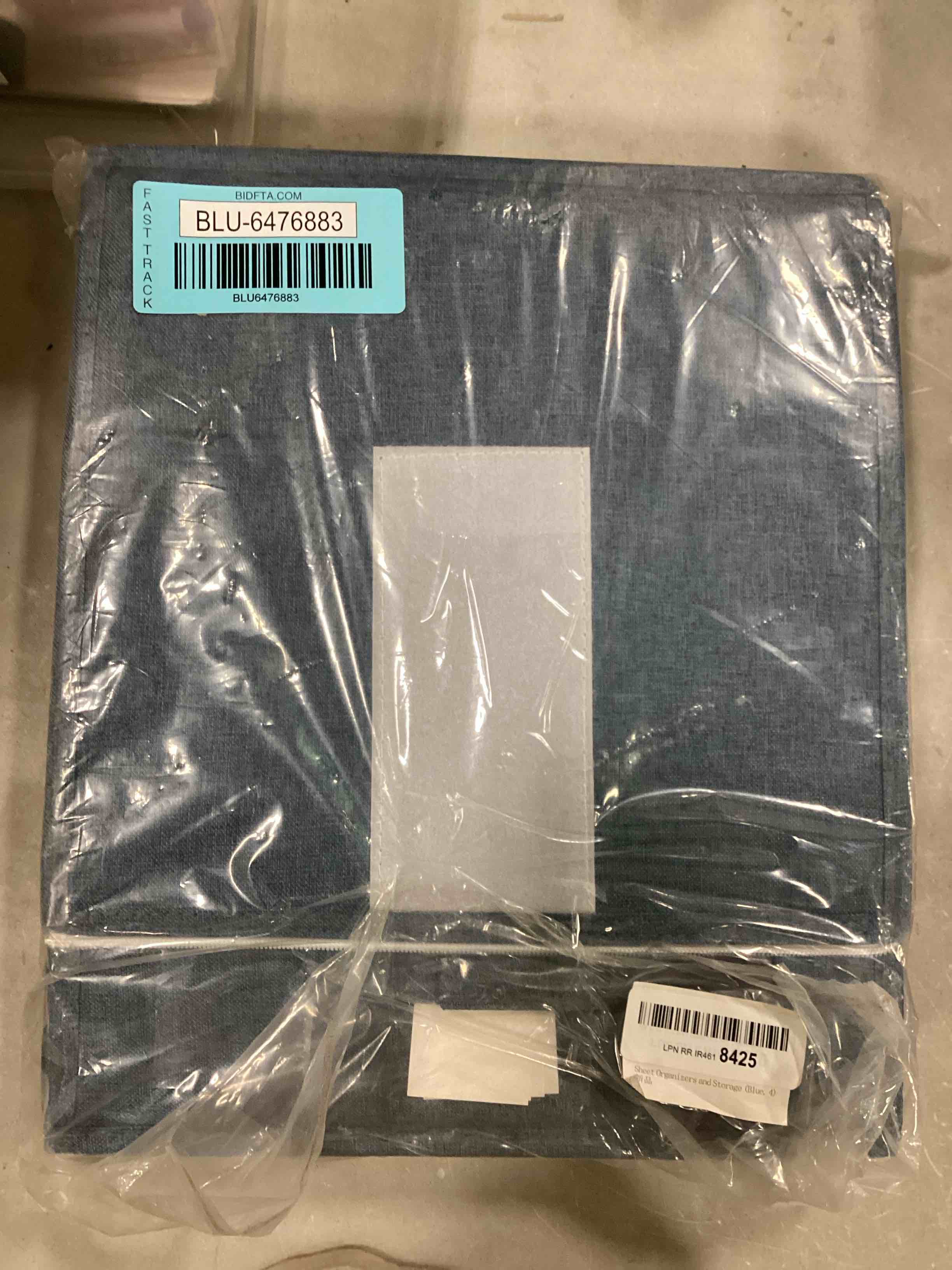 https://s3.amazonaws.com/lotting-images-prod/bidfta/BLU6476883_1722472494872.jpeg