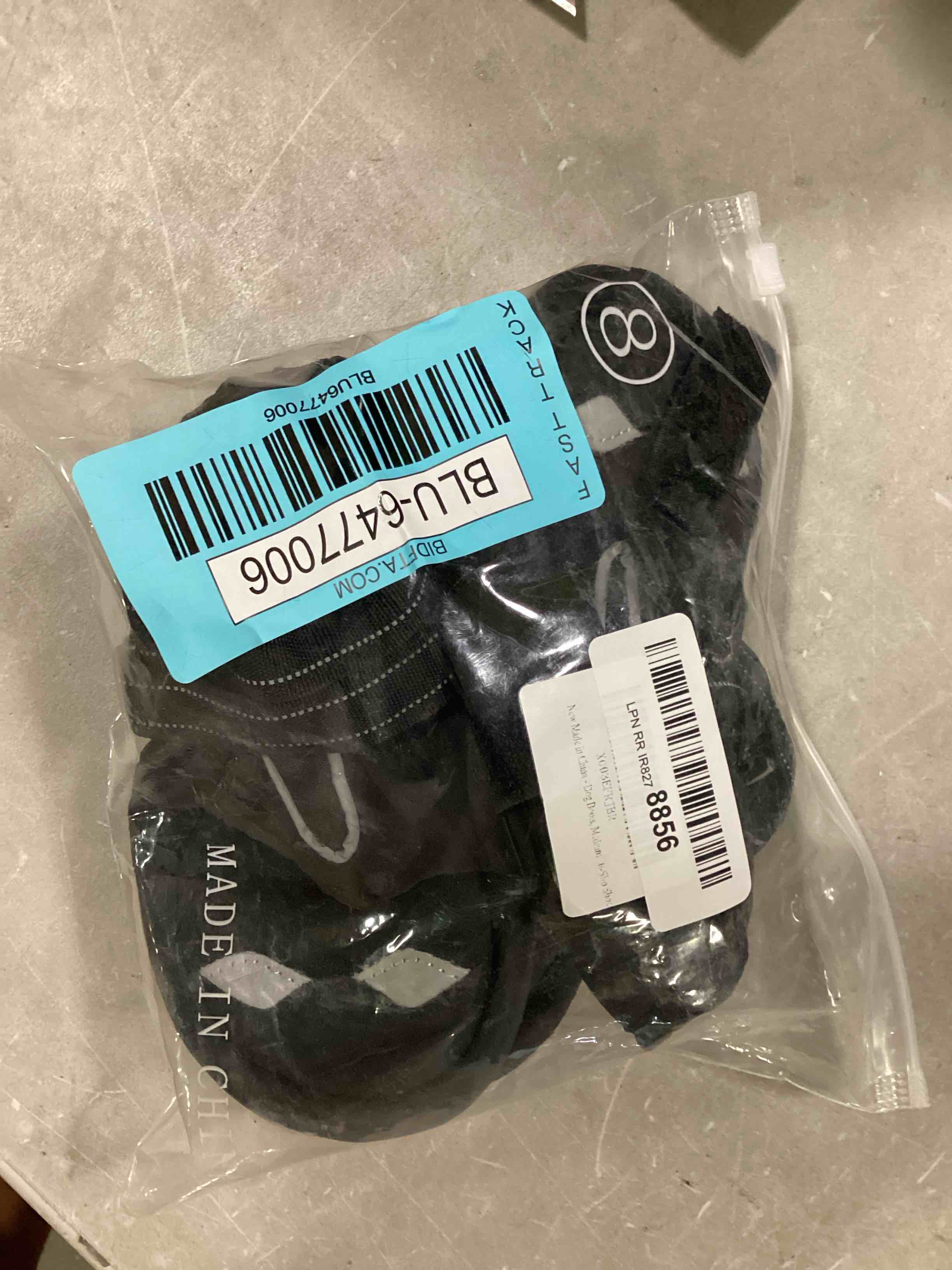 https://s3.amazonaws.com/lotting-images-prod/bidfta/BLU6477006_1722485428703.jpeg