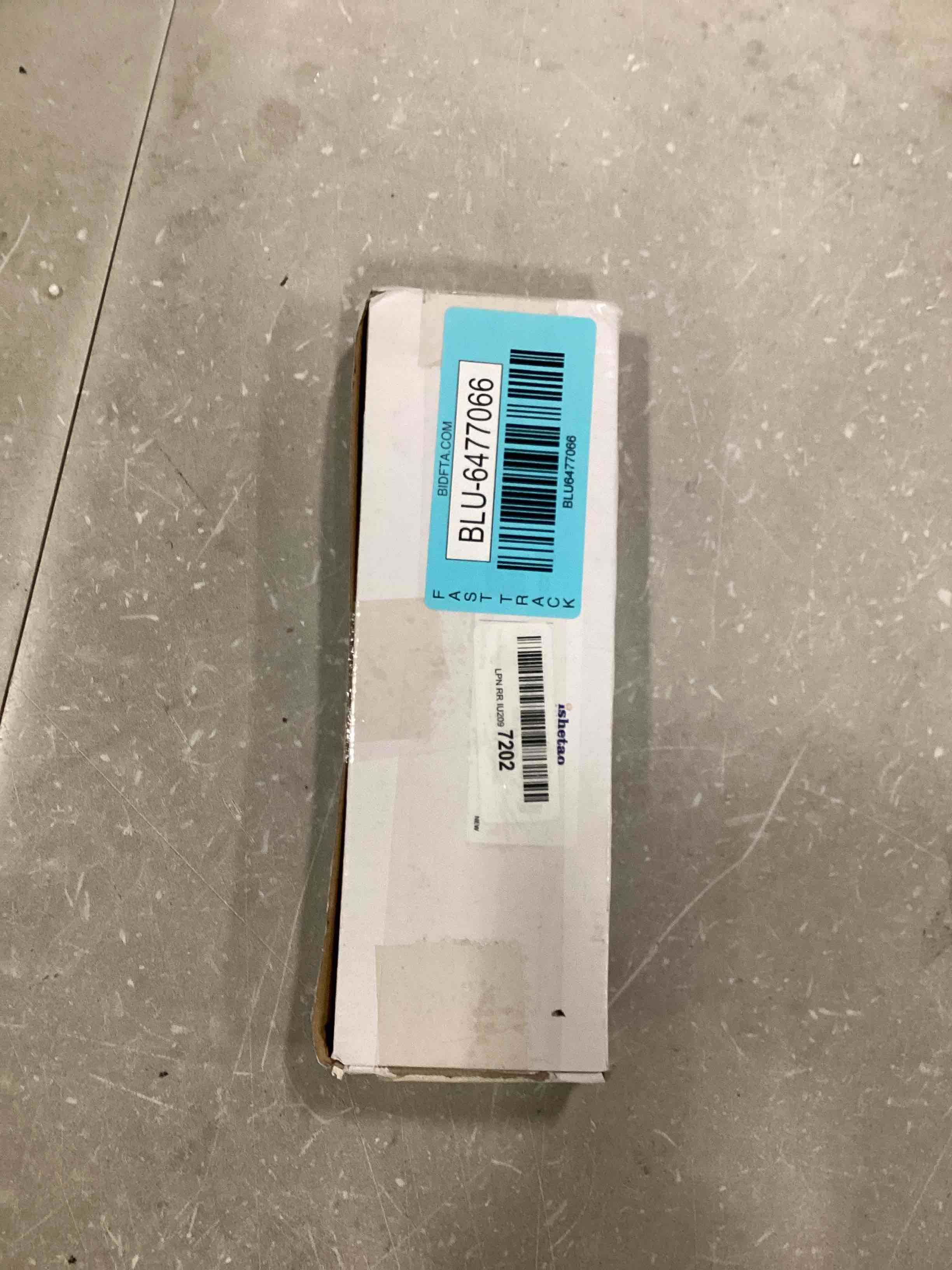https://s3.amazonaws.com/lotting-images-prod/bidfta/BLU6477066_1722489009311.jpeg