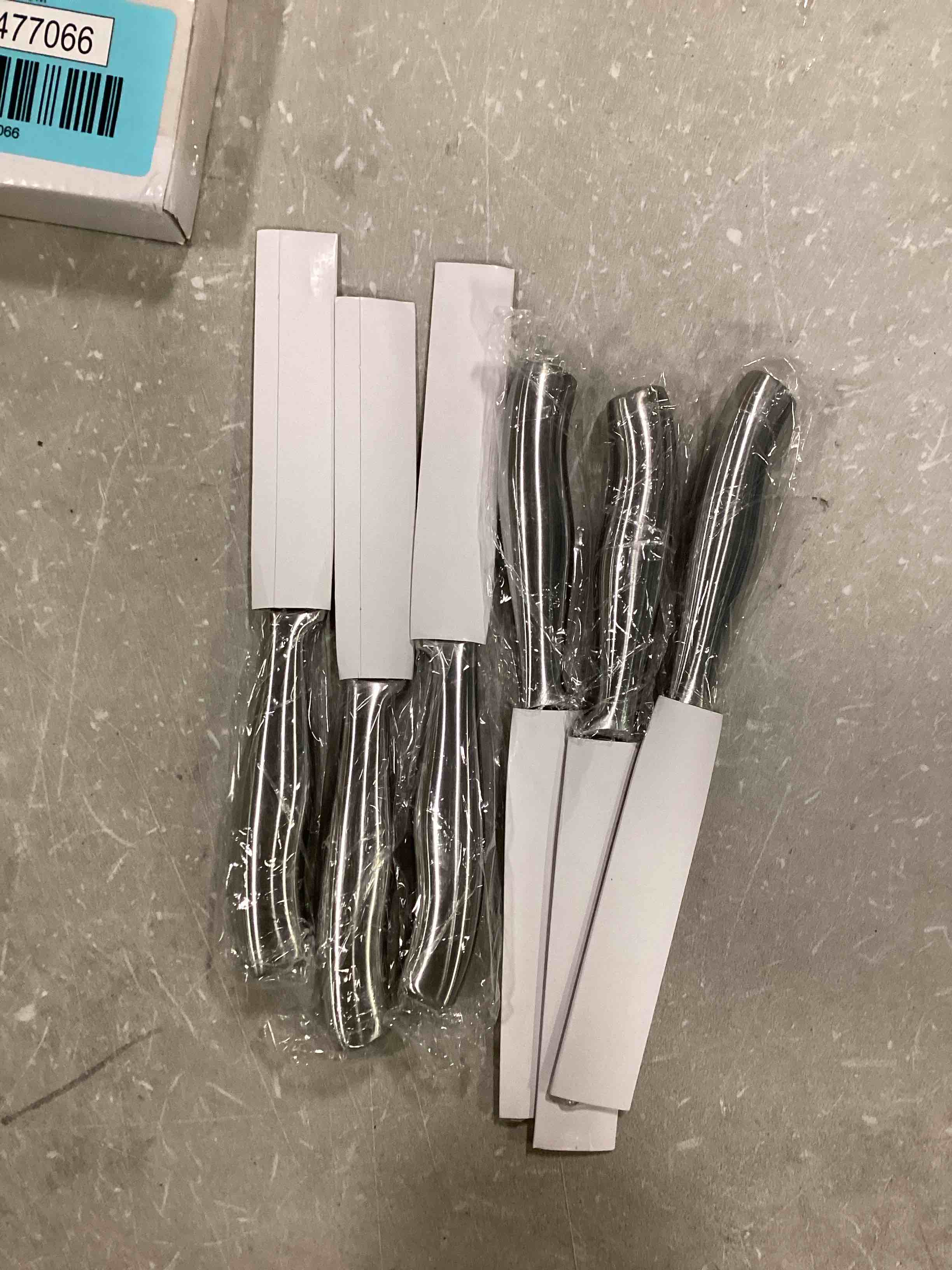 https://s3.amazonaws.com/lotting-images-prod/bidfta/BLU6477066_1722489031961.jpeg