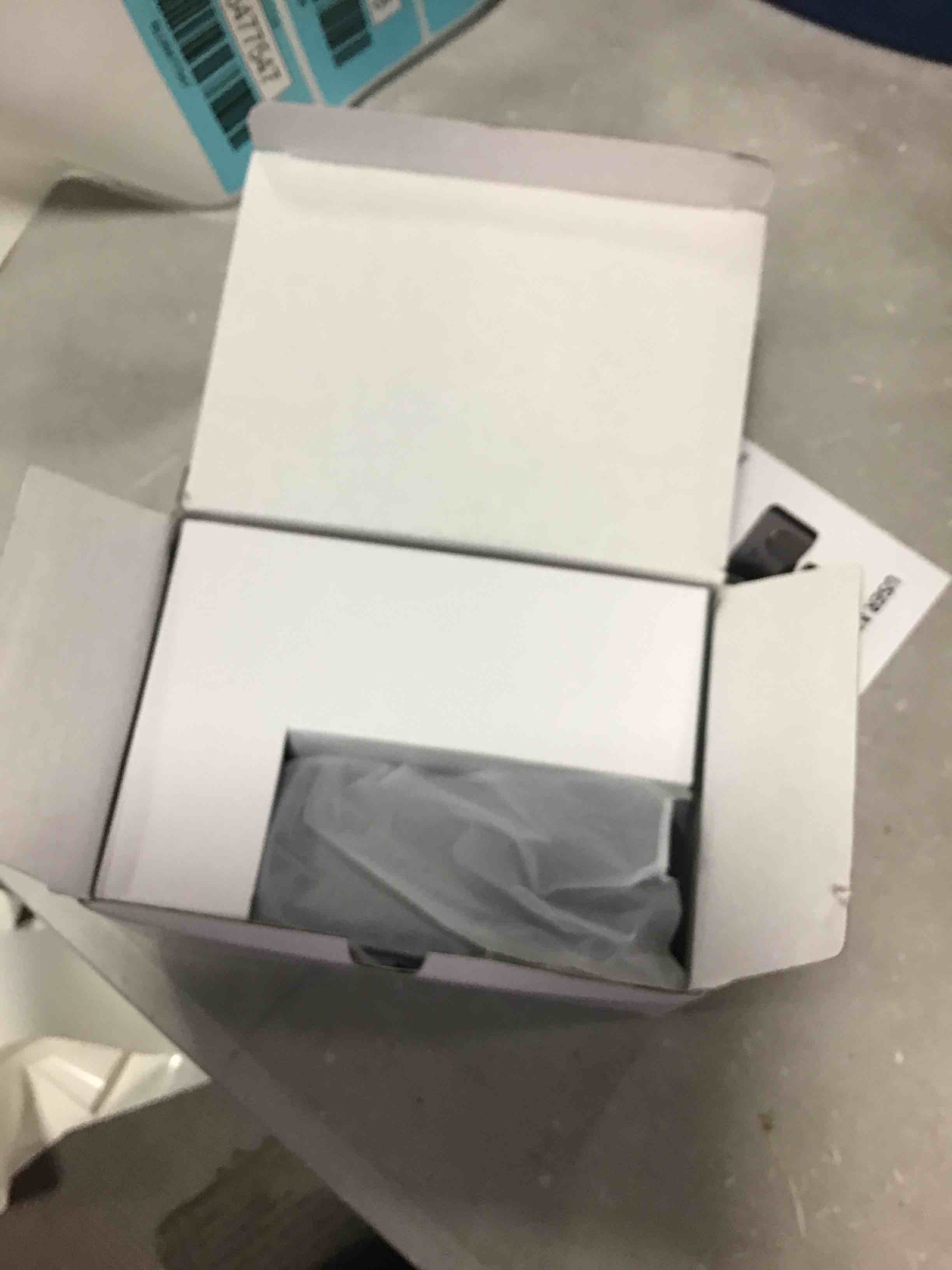 https://s3.amazonaws.com/lotting-images-prod/bidfta/BLU6477547_1718895180199.jpeg