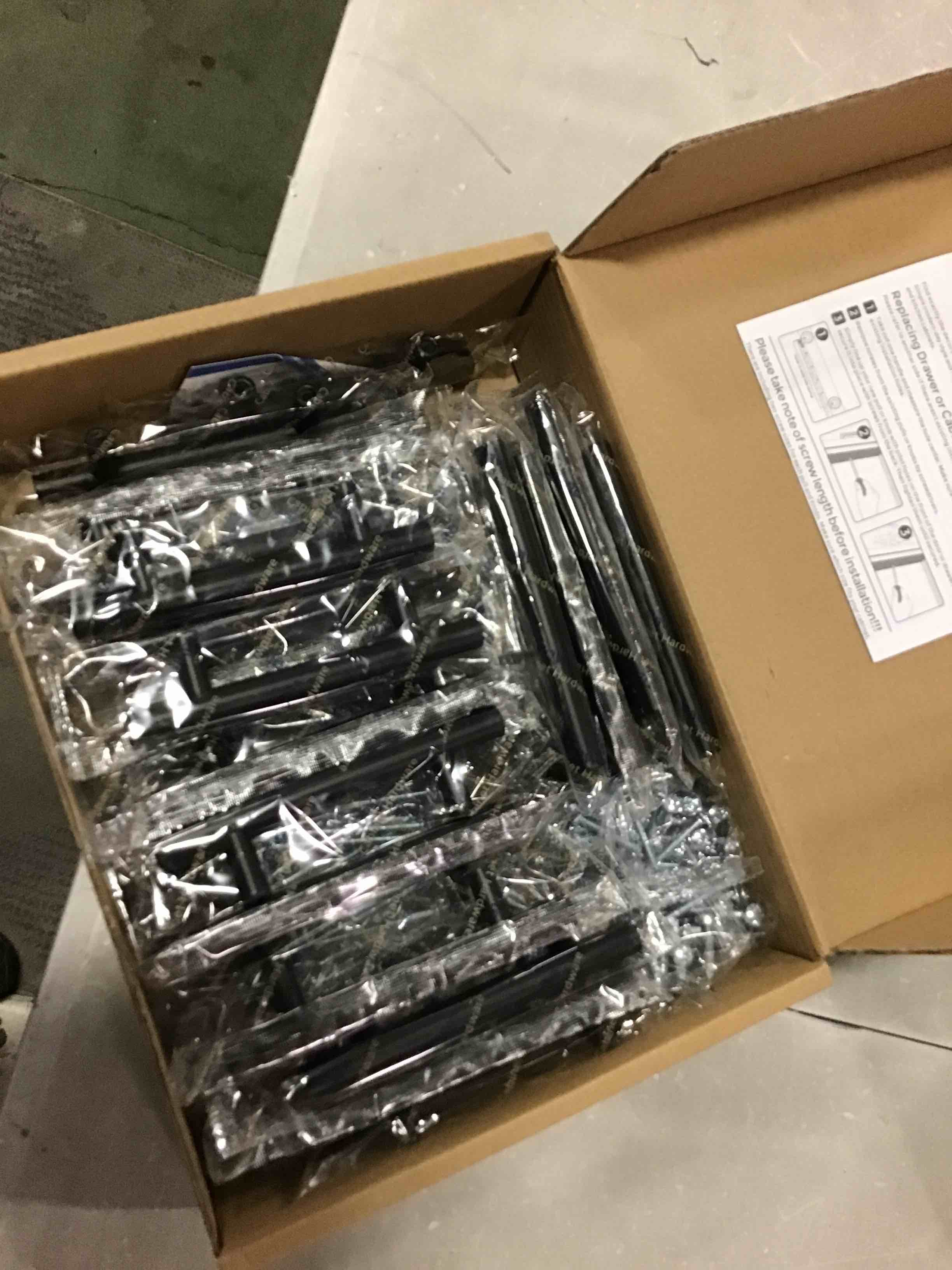https://s3.amazonaws.com/lotting-images-prod/bidfta/BLU6478109_1719228720714.jpeg
