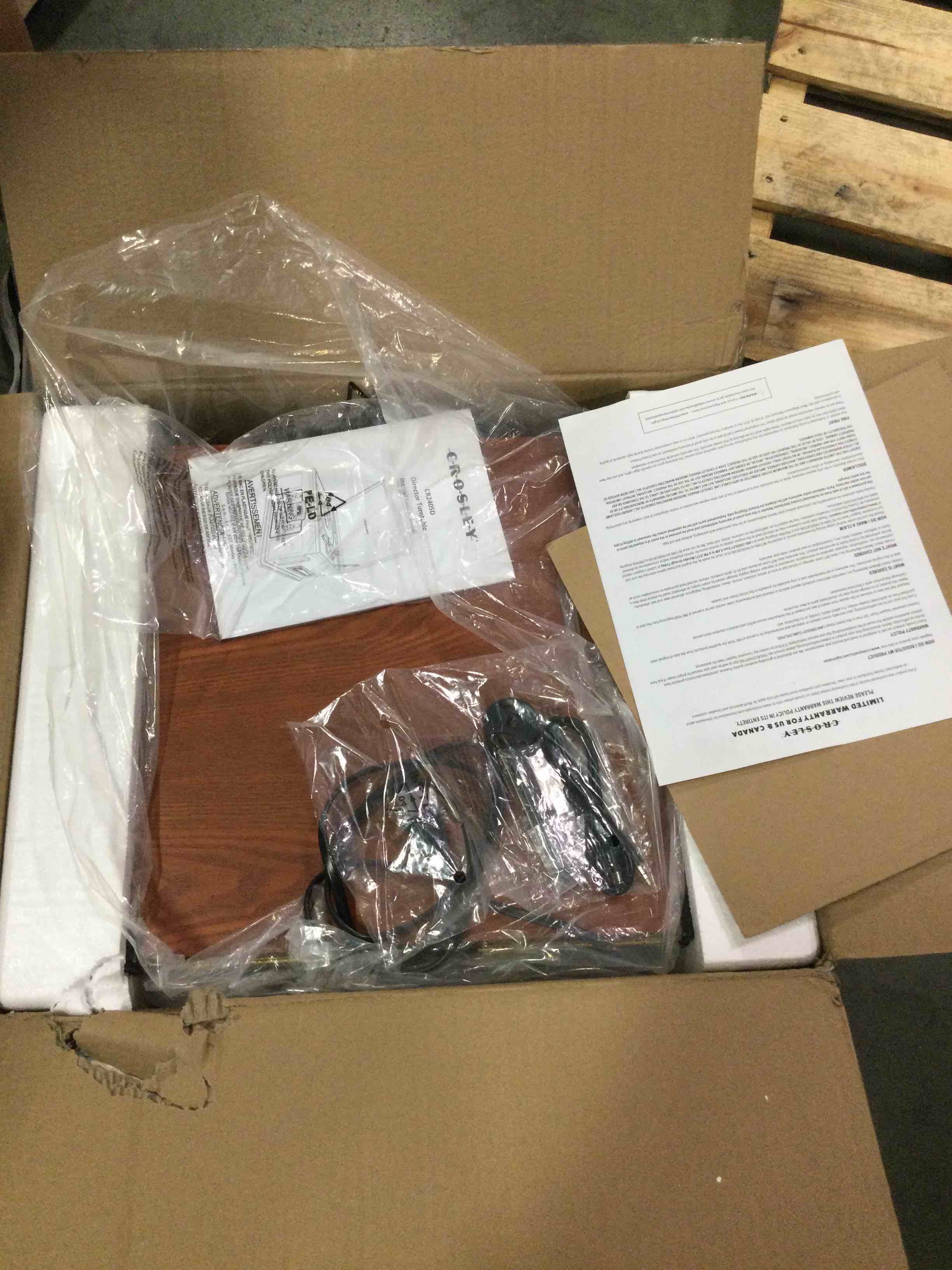 https://s3.amazonaws.com/lotting-images-prod/bidfta/BLU6478753_1719320532065.jpeg