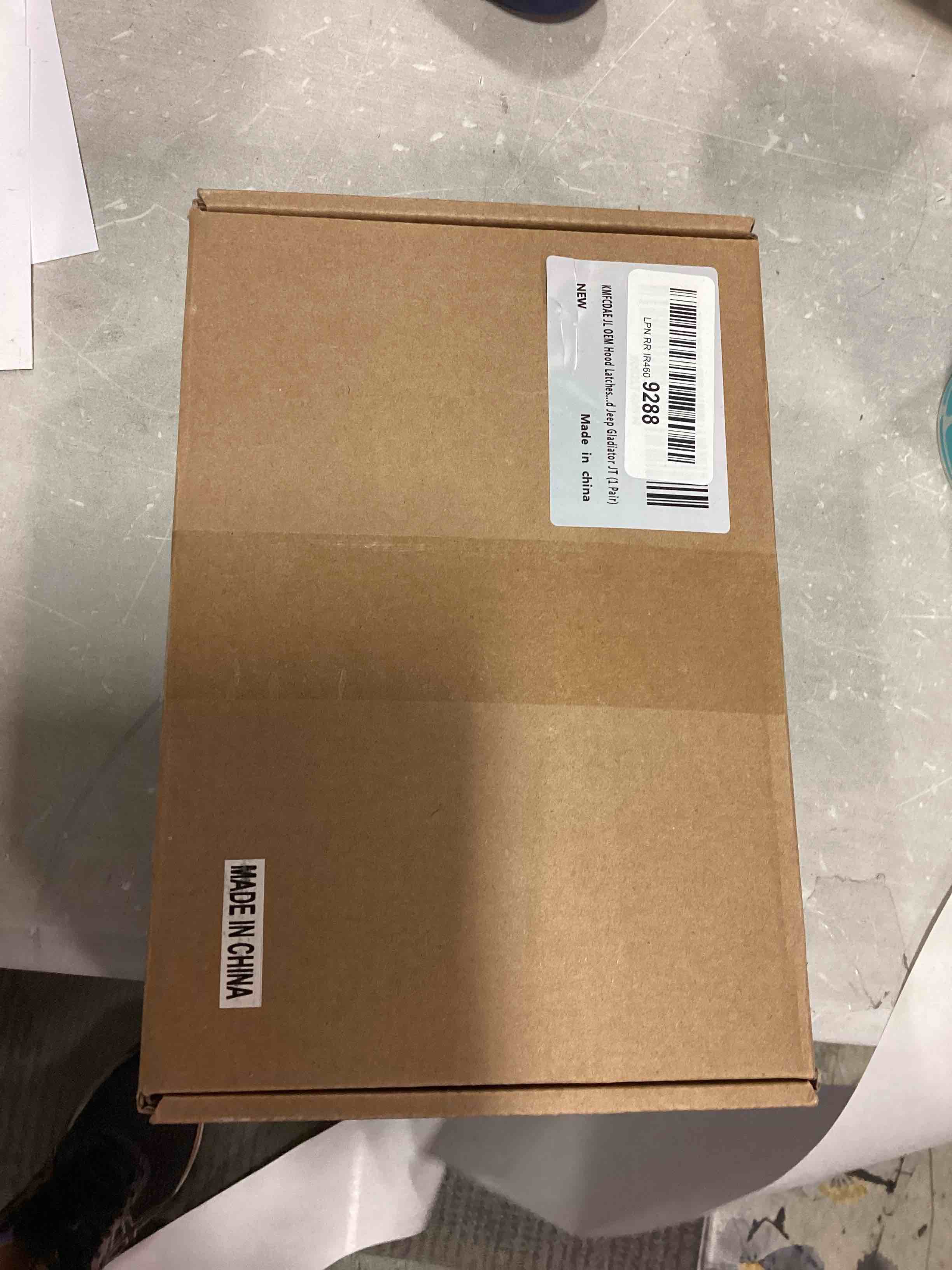 https://s3.amazonaws.com/lotting-images-prod/bidfta/BLU6478850_1719334733461.jpeg