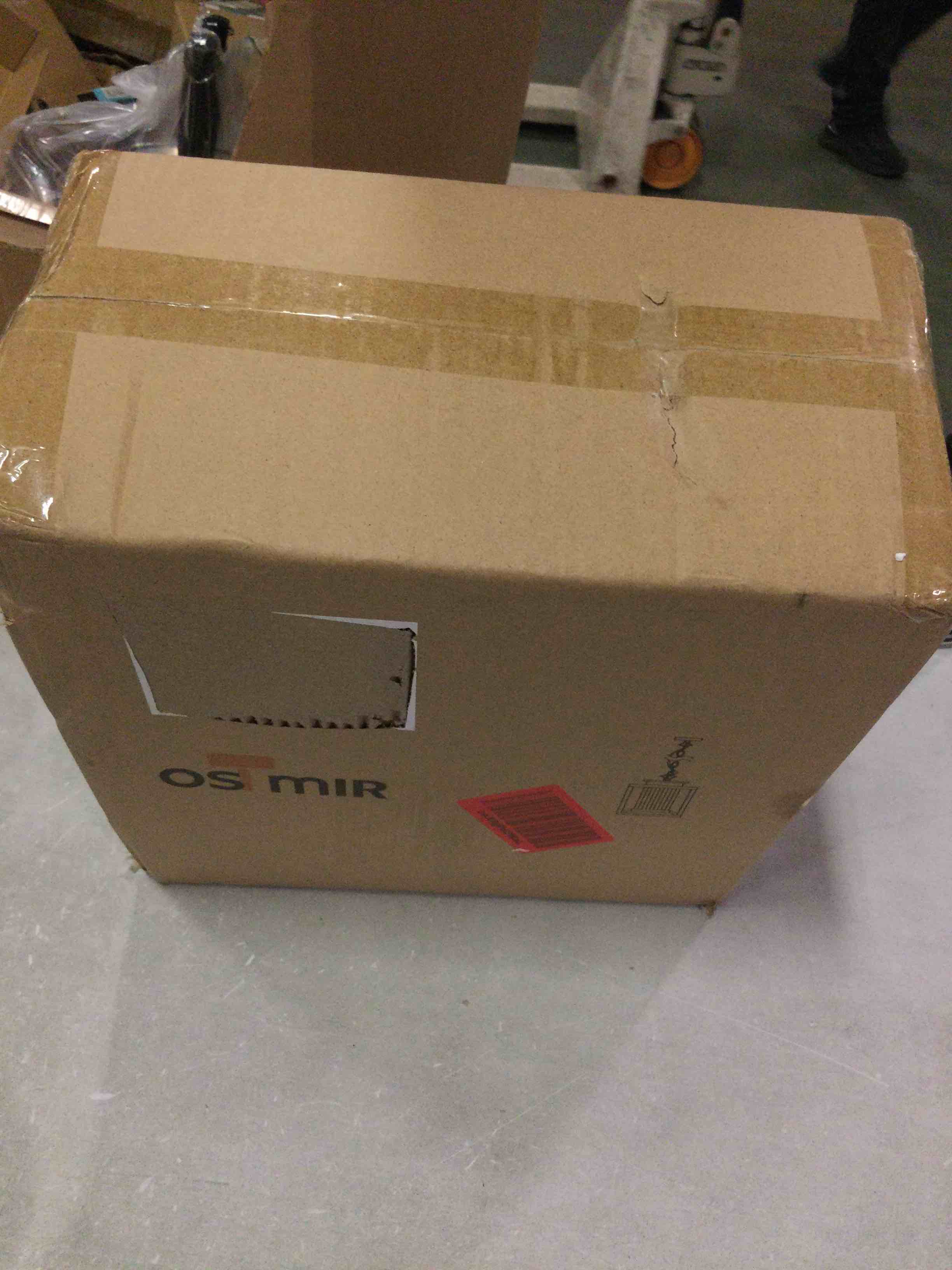 https://s3.amazonaws.com/lotting-images-prod/bidfta/BLU6478887_1719336999193.jpeg