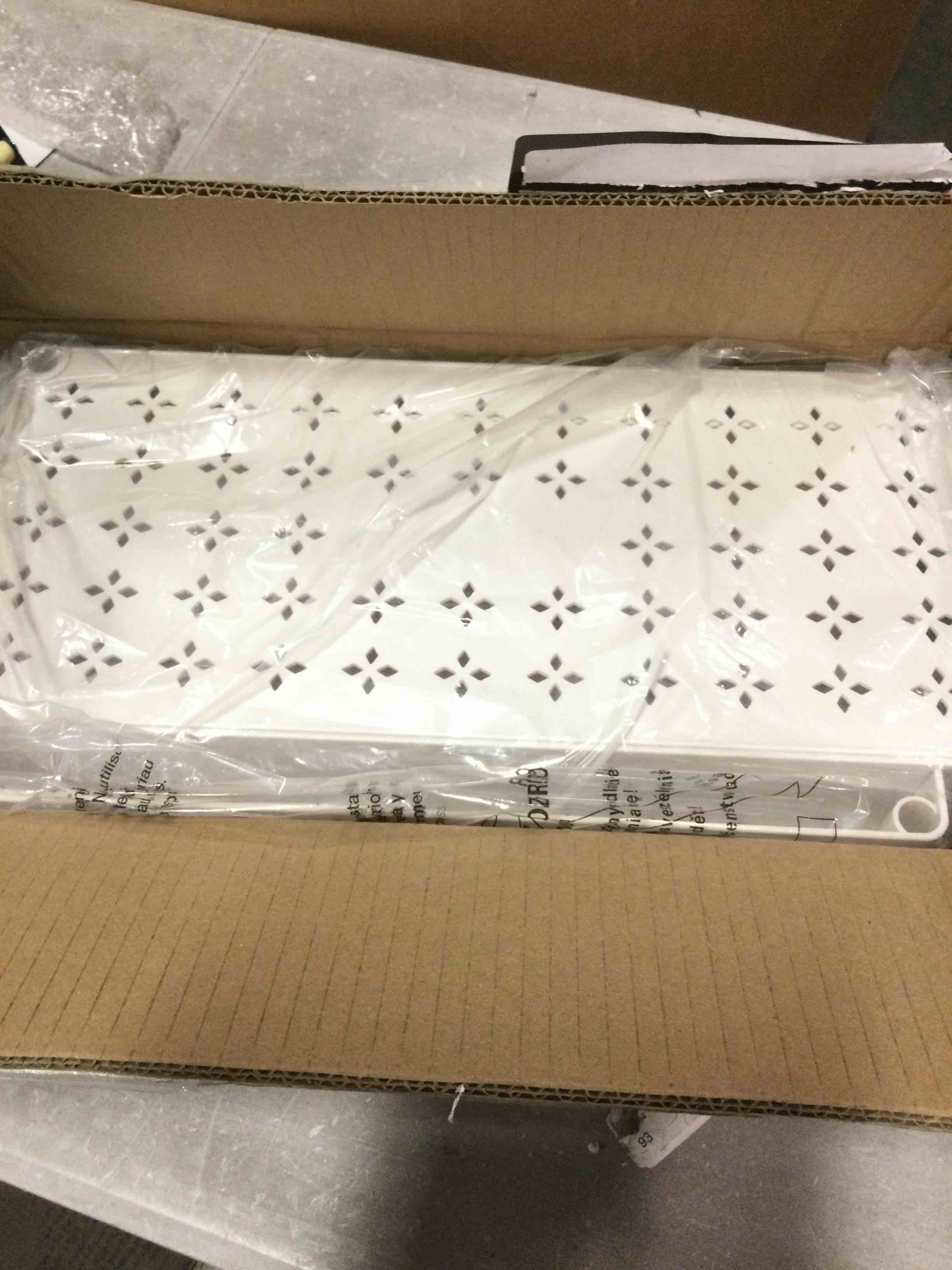 https://s3.amazonaws.com/lotting-images-prod/bidfta/BLU6478926_1719340262053.jpeg