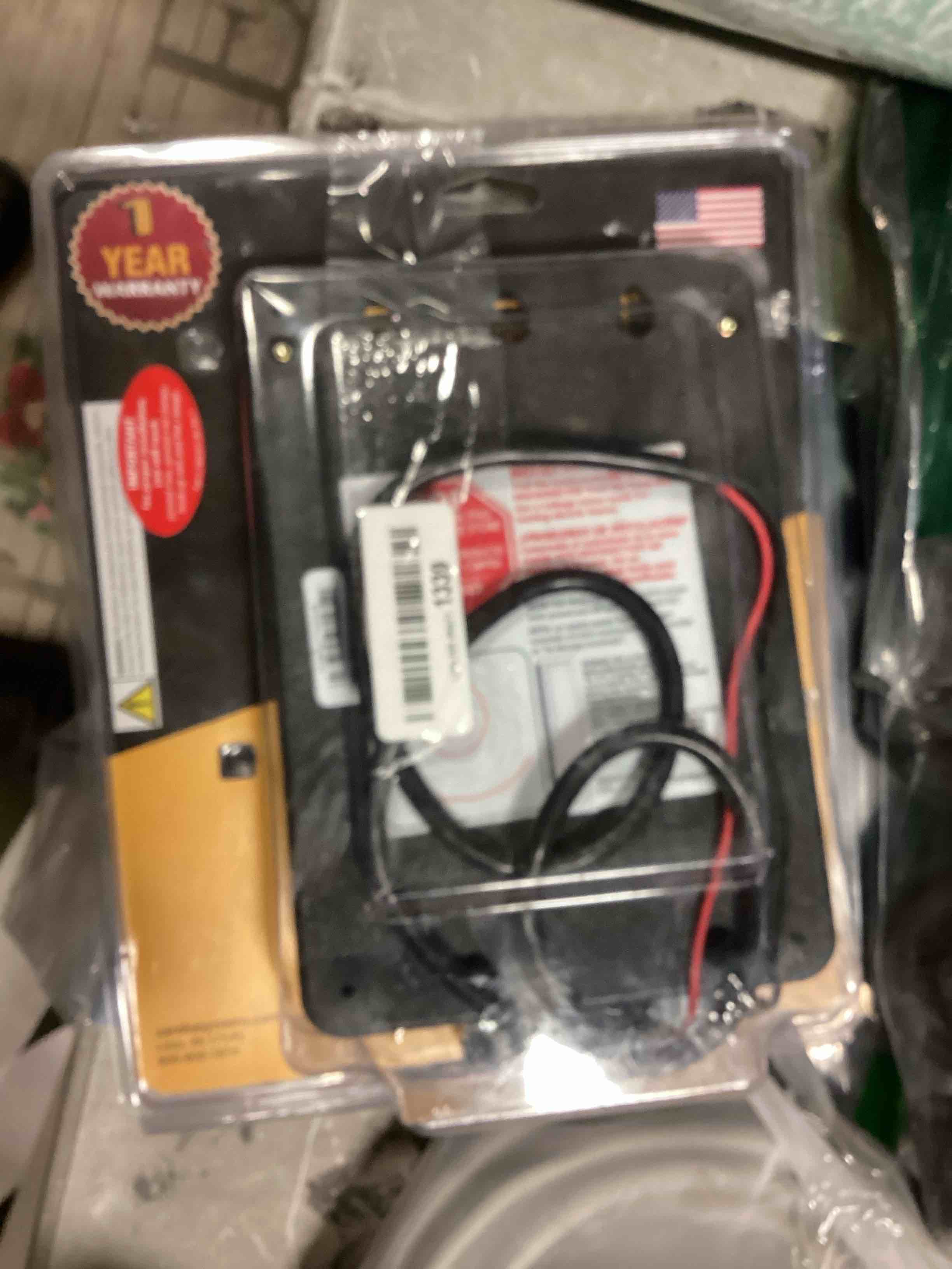 https://s3.amazonaws.com/lotting-images-prod/bidfta/BLU6480474_1719058029178.jpeg