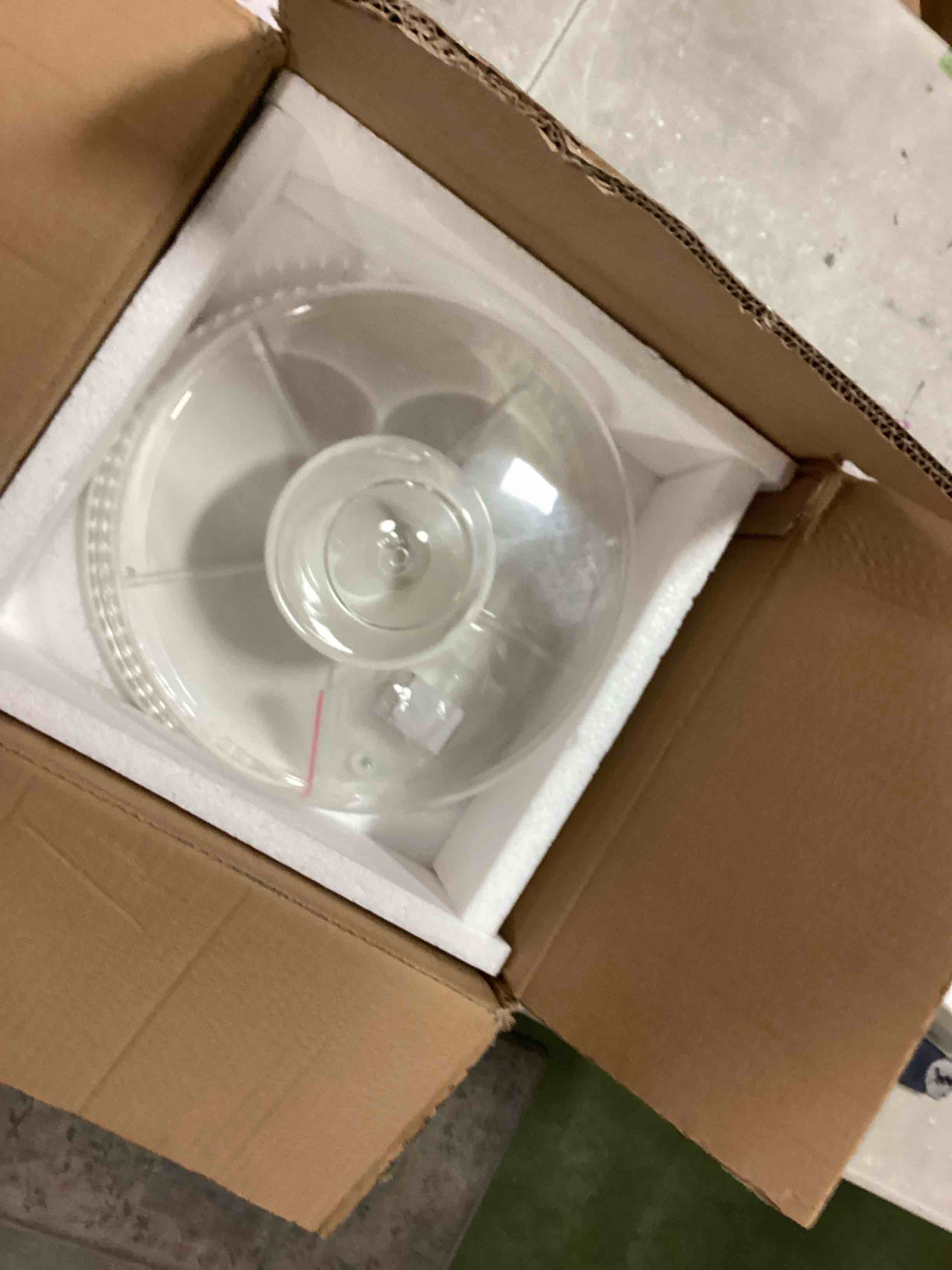 https://s3.amazonaws.com/lotting-images-prod/bidfta/BLU6480962_1719325157727.jpeg