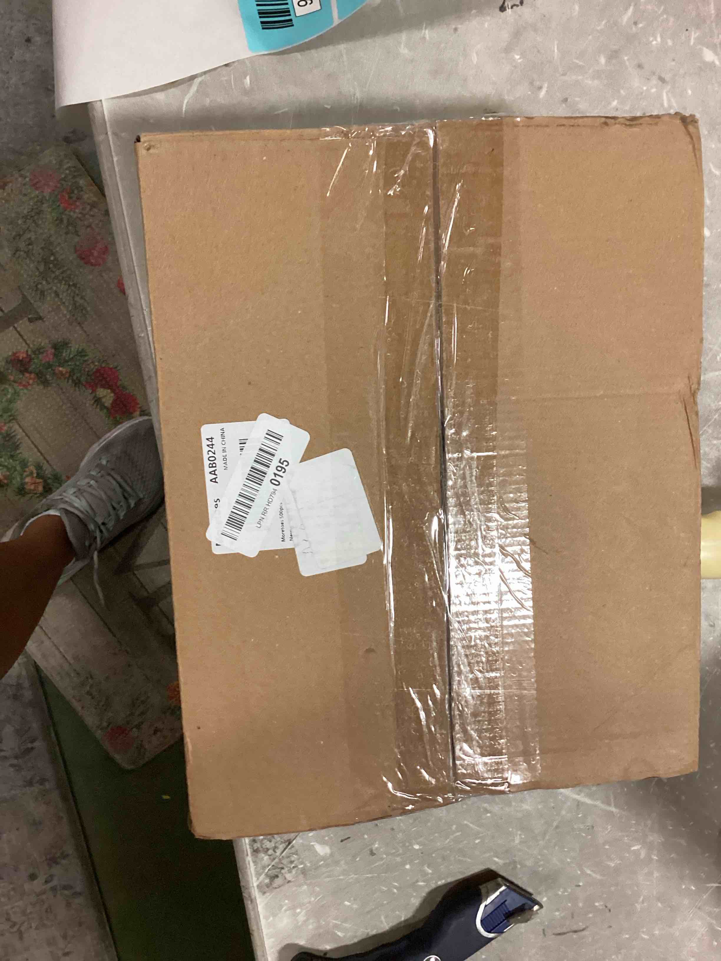 https://s3.amazonaws.com/lotting-images-prod/bidfta/BLU6480986_1719327952579.jpeg