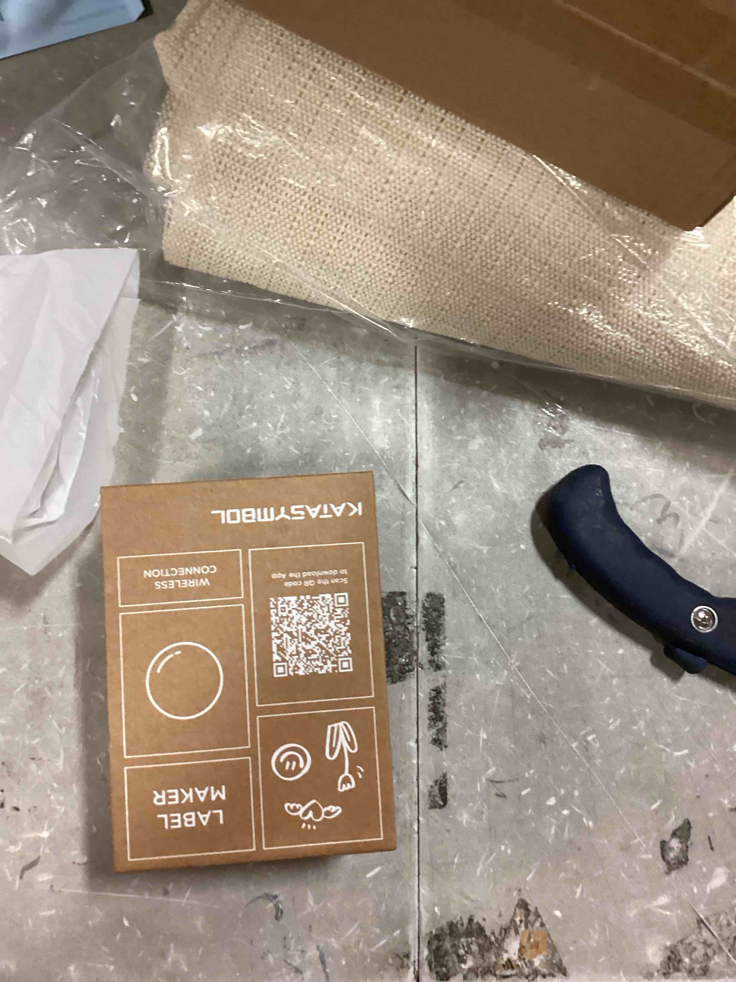 https://s3.amazonaws.com/lotting-images-prod/bidfta/BLU6481022_1719334456088.jpeg