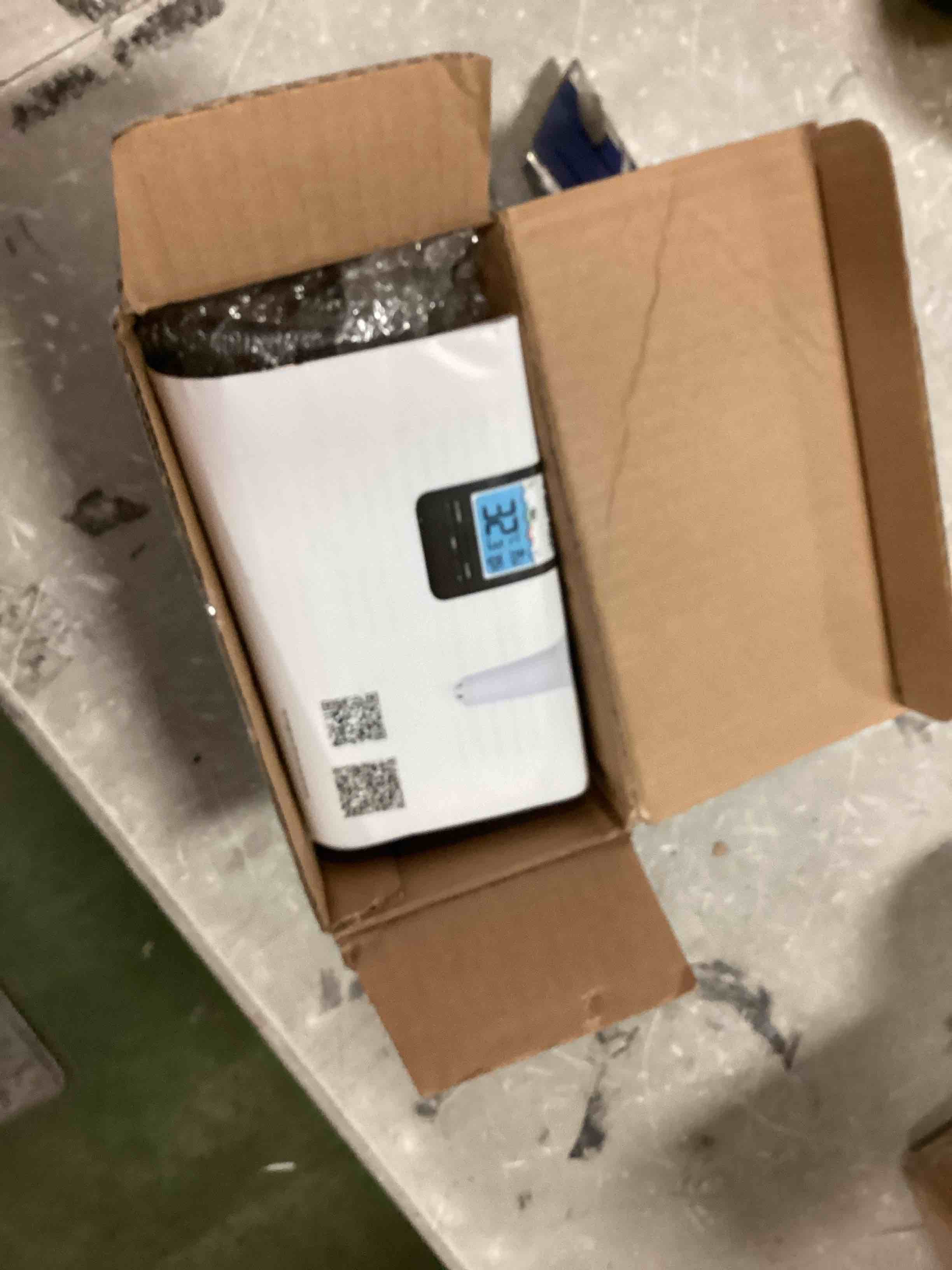 https://s3.amazonaws.com/lotting-images-prod/bidfta/BLU6481037_1719335921136.jpeg