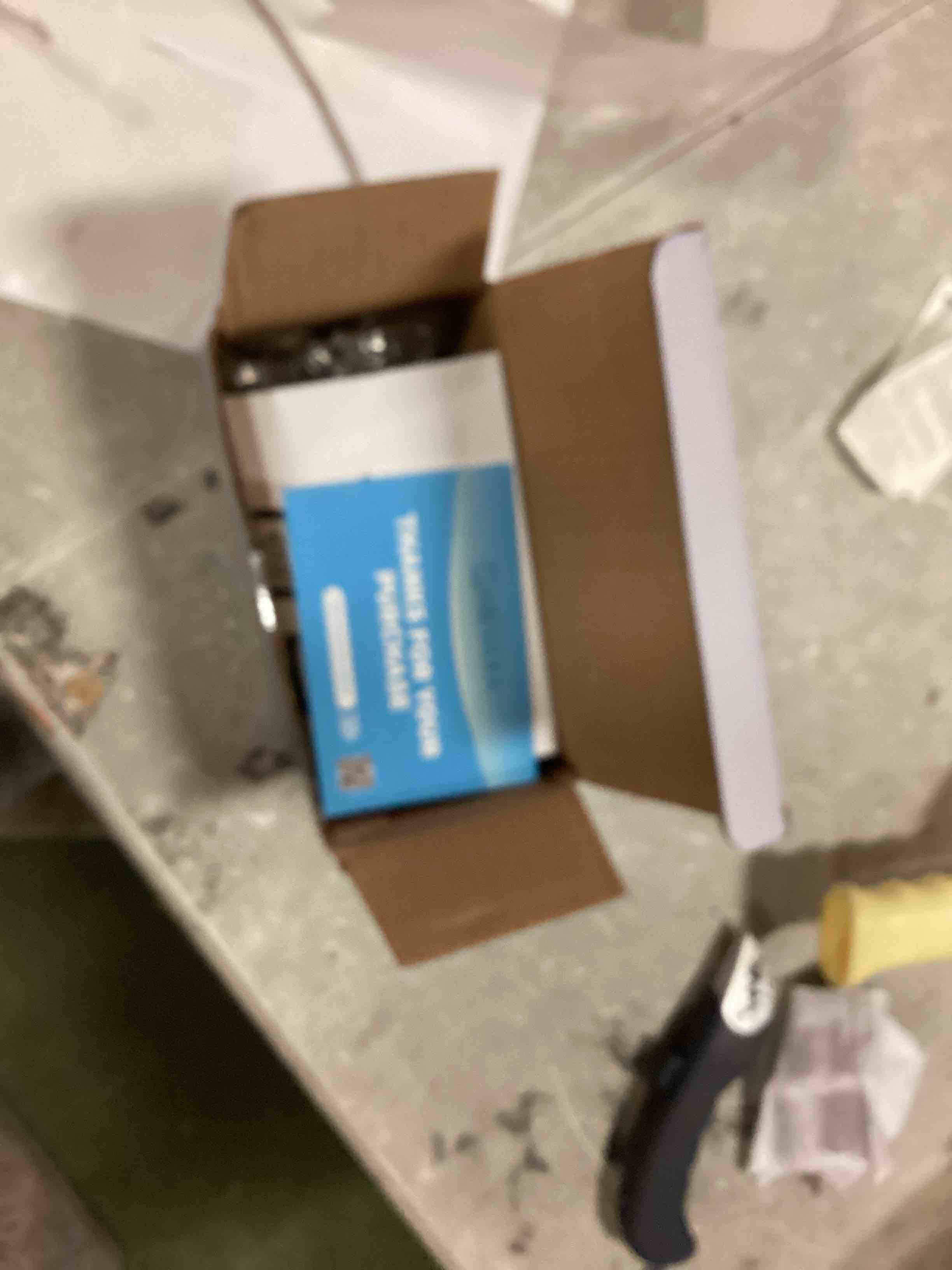 https://s3.amazonaws.com/lotting-images-prod/bidfta/BLU6481044_1719336484492.jpeg