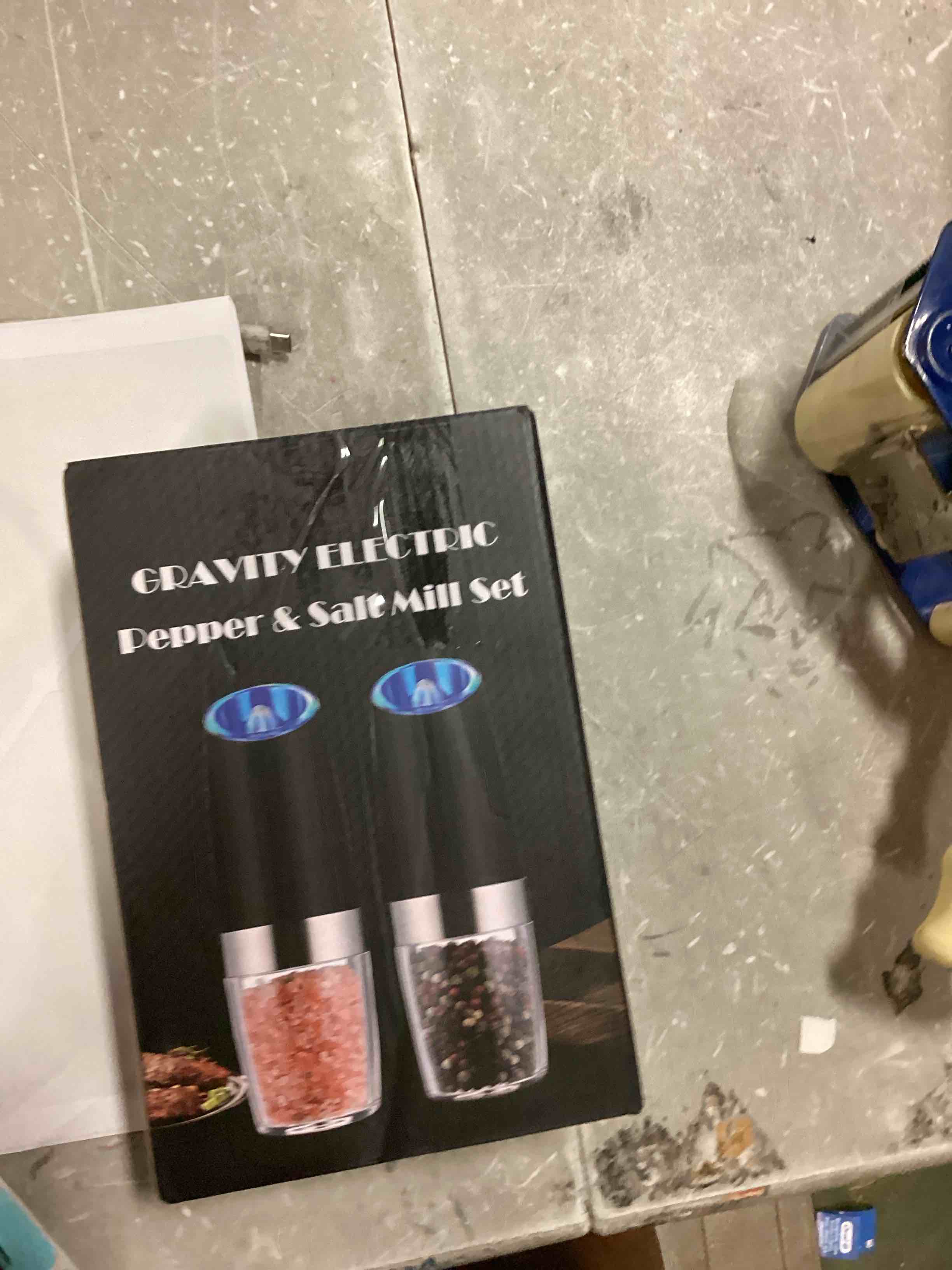 https://s3.amazonaws.com/lotting-images-prod/bidfta/BLU6481053_1719338009838.jpeg