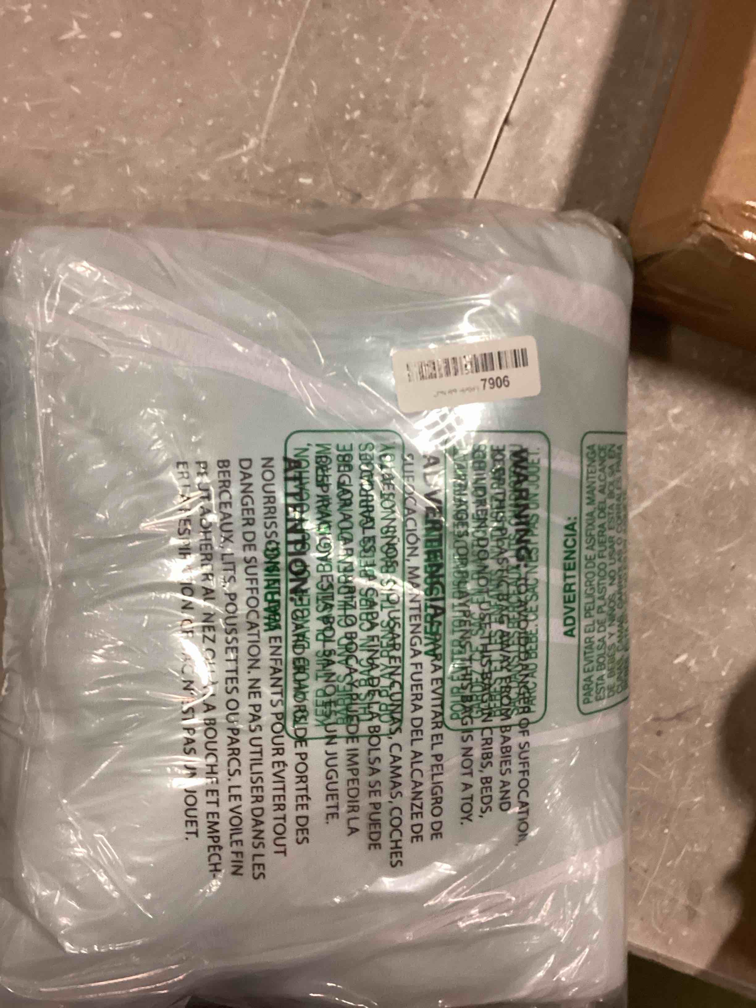 https://s3.amazonaws.com/lotting-images-prod/bidfta/BLU6481090_1719343661518.jpeg