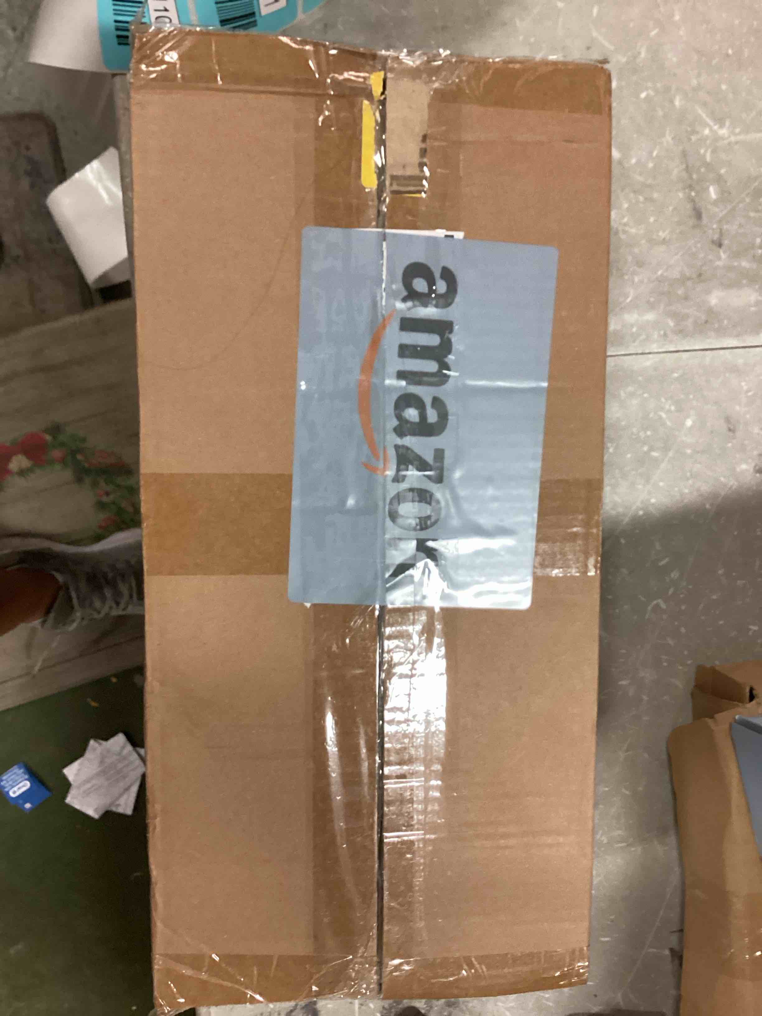 https://s3.amazonaws.com/lotting-images-prod/bidfta/BLU6481110_1719345693309.jpeg