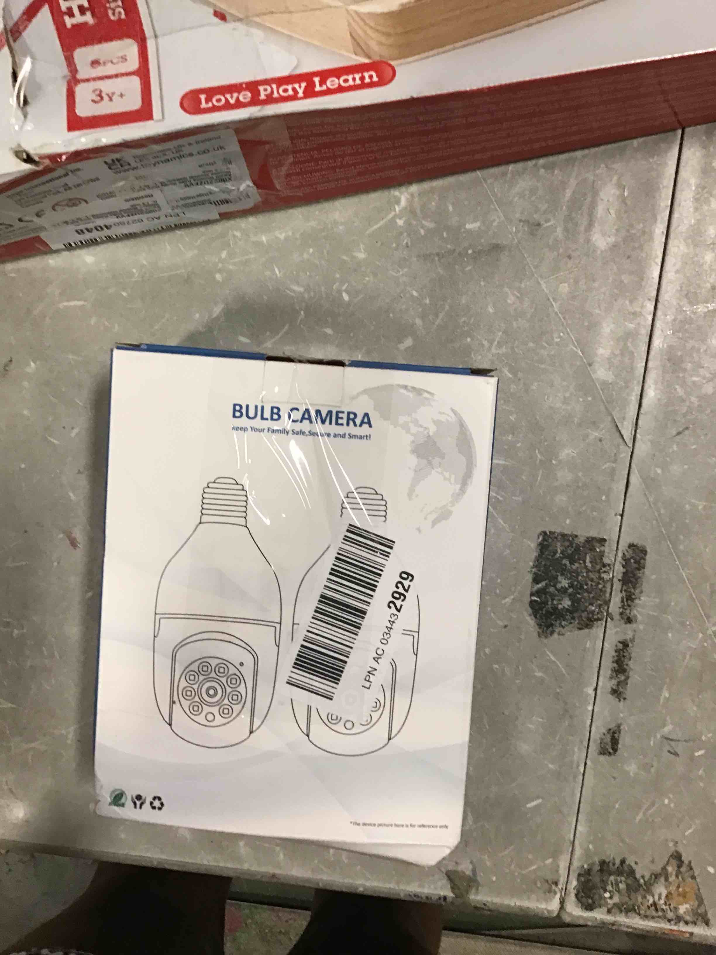 https://s3.amazonaws.com/lotting-images-prod/bidfta/BLU6481747_1719930662948.jpeg