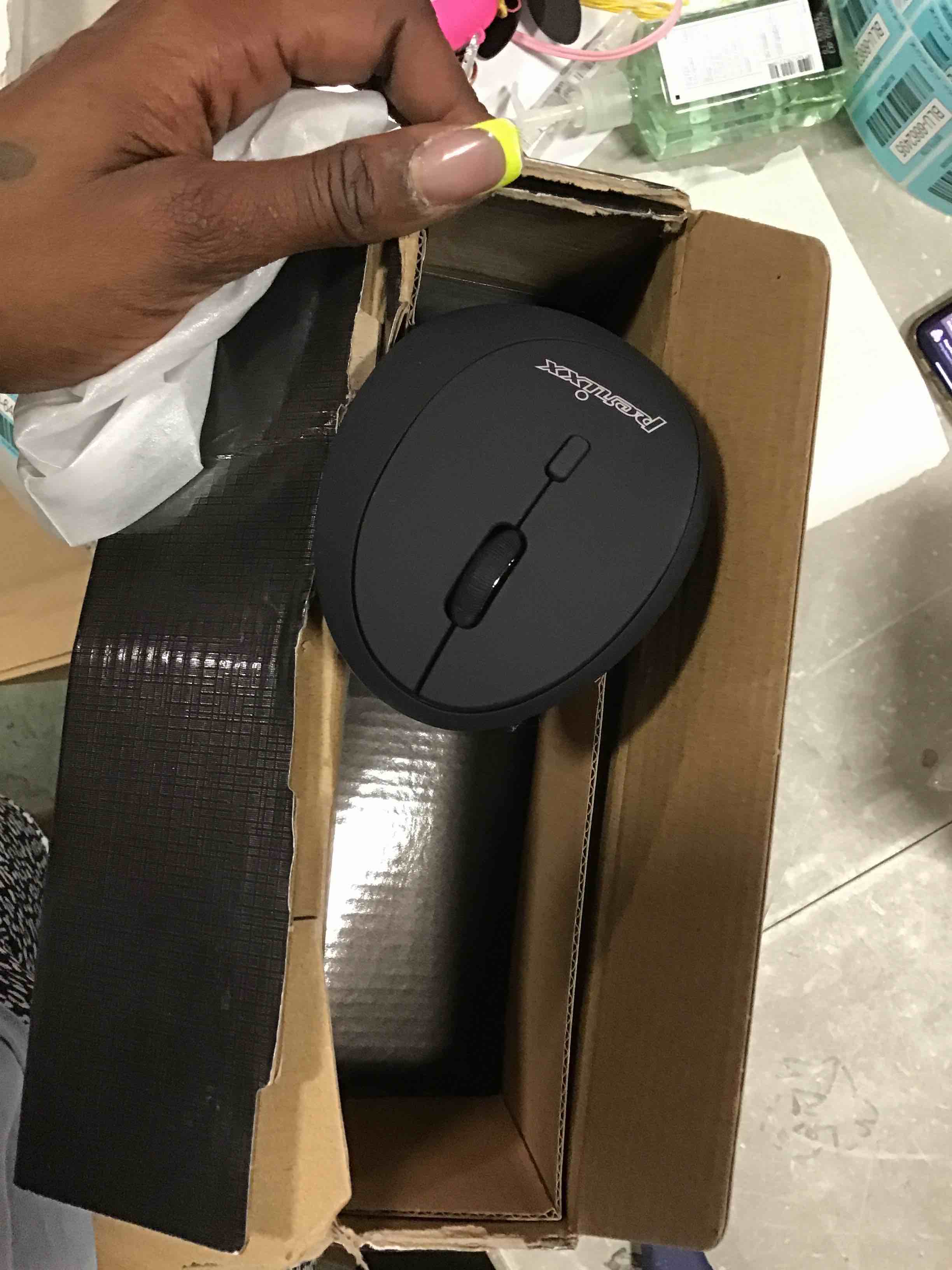 https://s3.amazonaws.com/lotting-images-prod/bidfta/BLU6481818_1719931521100.jpeg