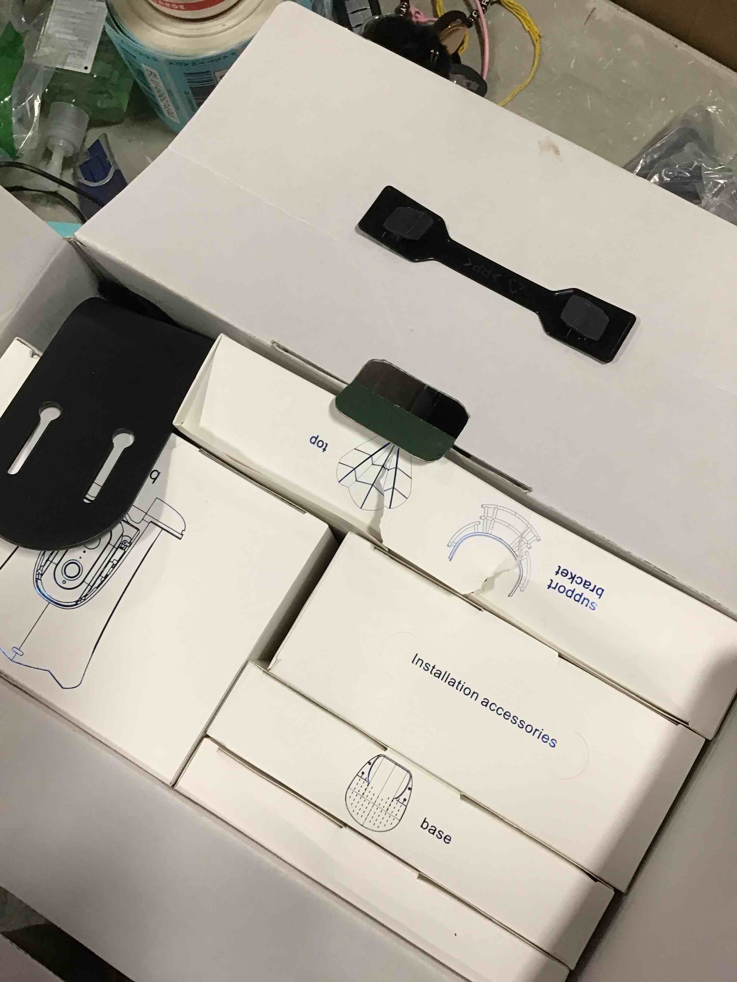 https://s3.amazonaws.com/lotting-images-prod/bidfta/BLU6481911_1719940828913.jpeg
