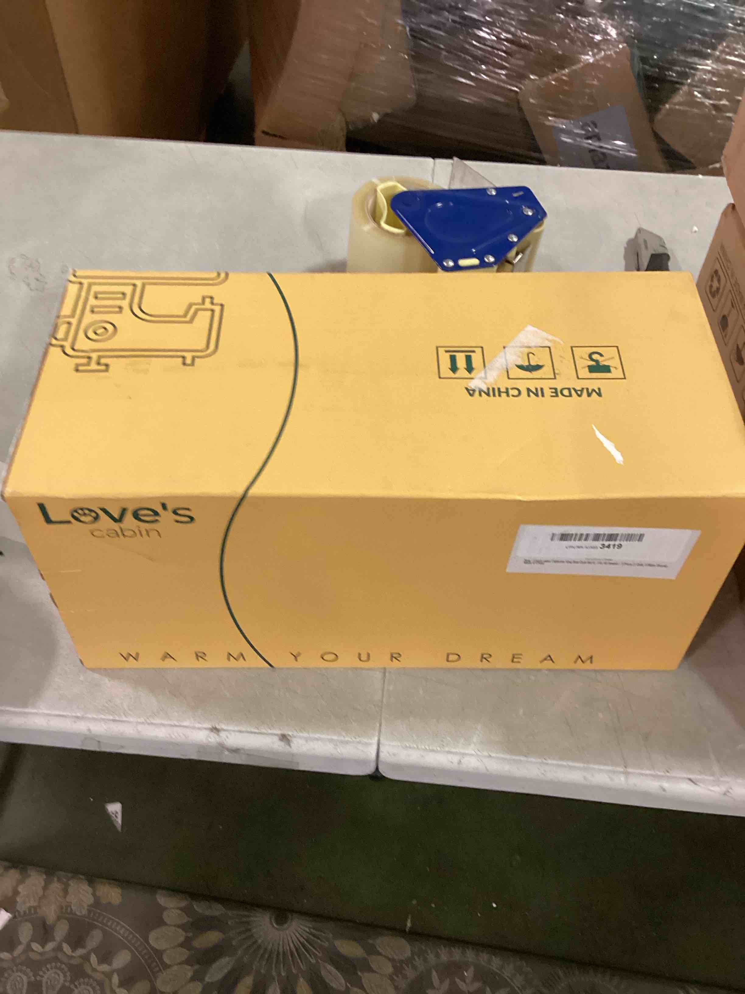 https://s3.amazonaws.com/lotting-images-prod/bidfta/BLU6482108_1718898818553.jpeg