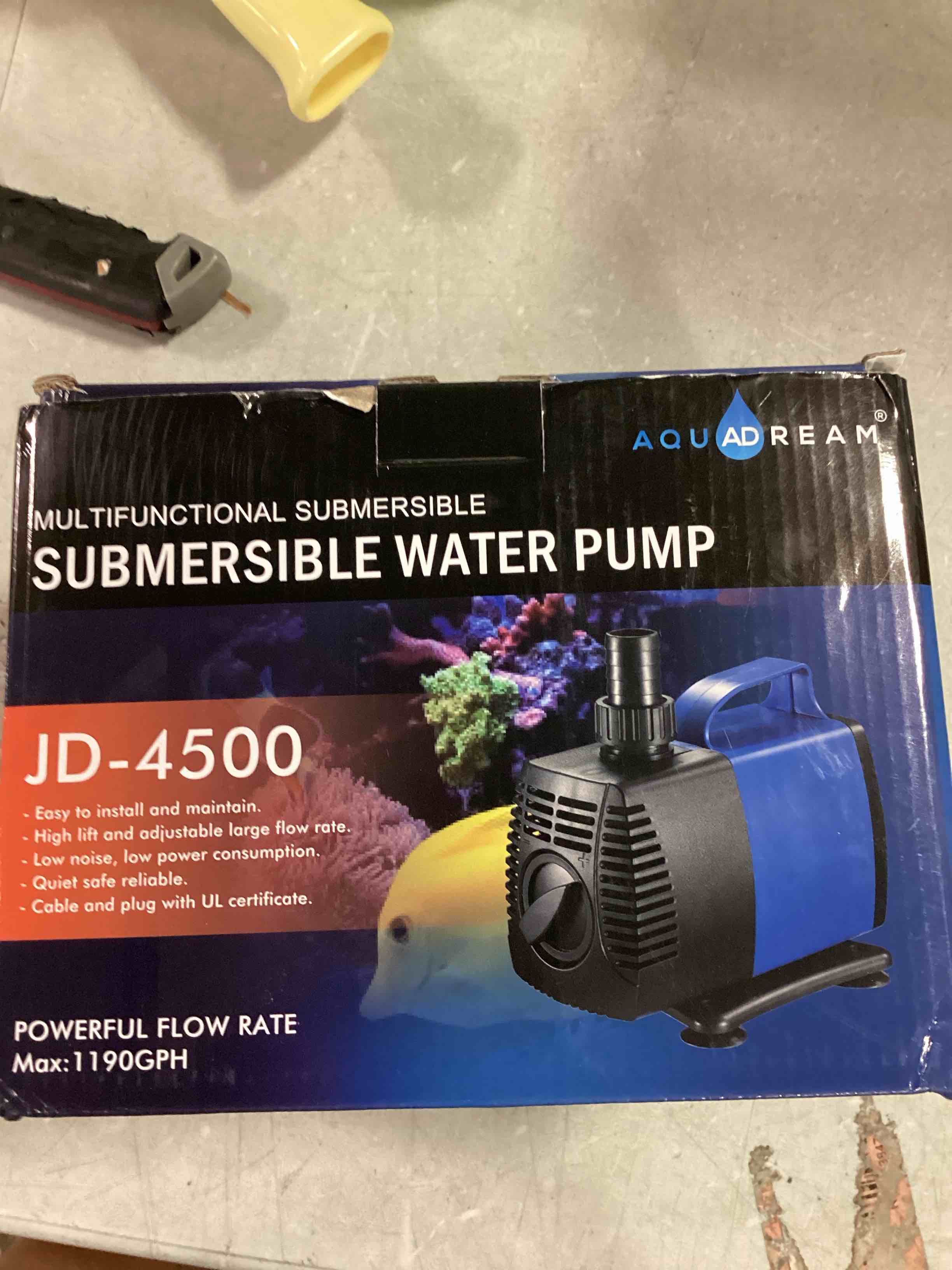 https://s3.amazonaws.com/lotting-images-prod/bidfta/BLU6482245_1718912670612.jpeg