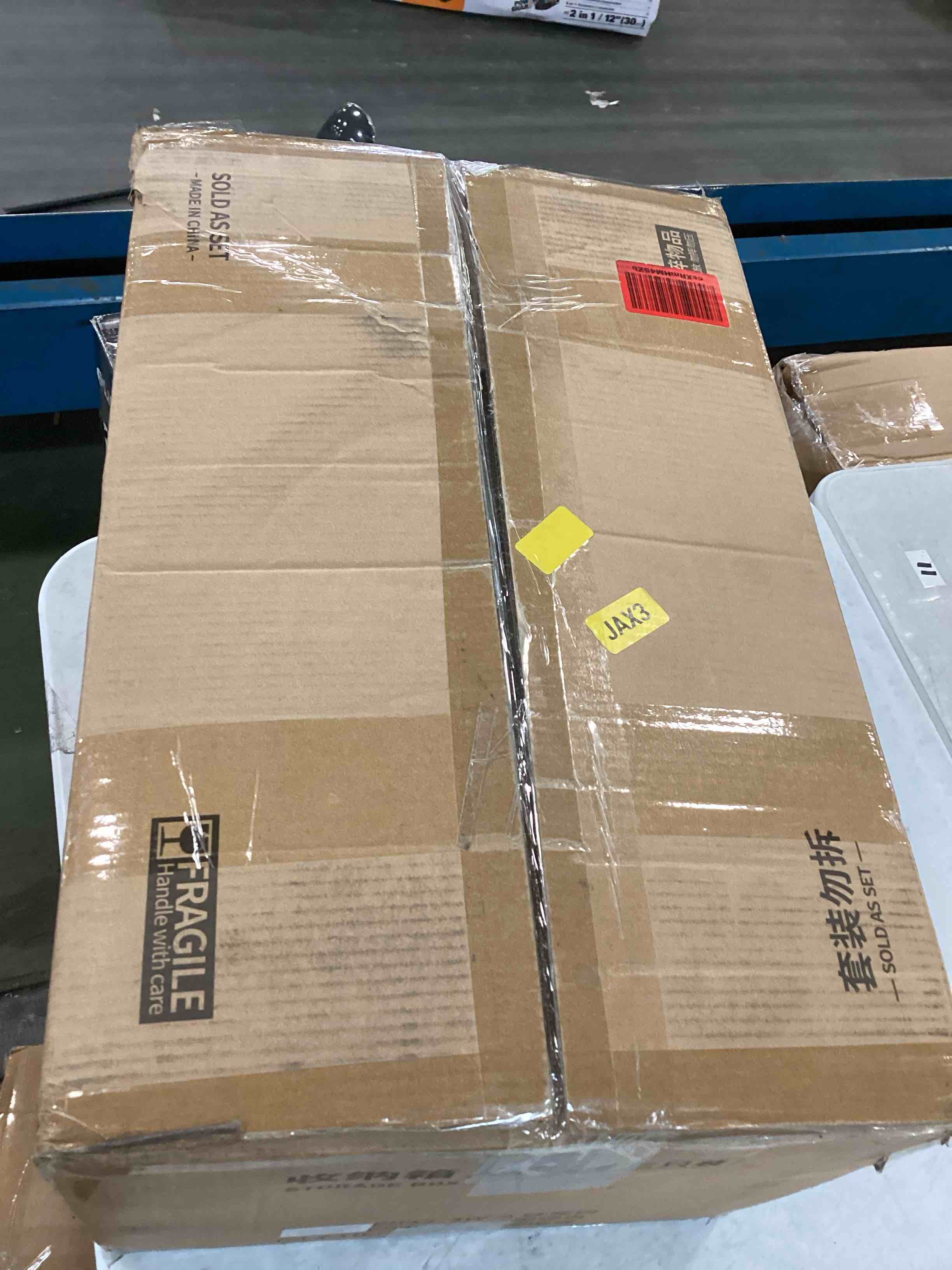 https://s3.amazonaws.com/lotting-images-prod/bidfta/BLU6482547_1719074371080.jpeg