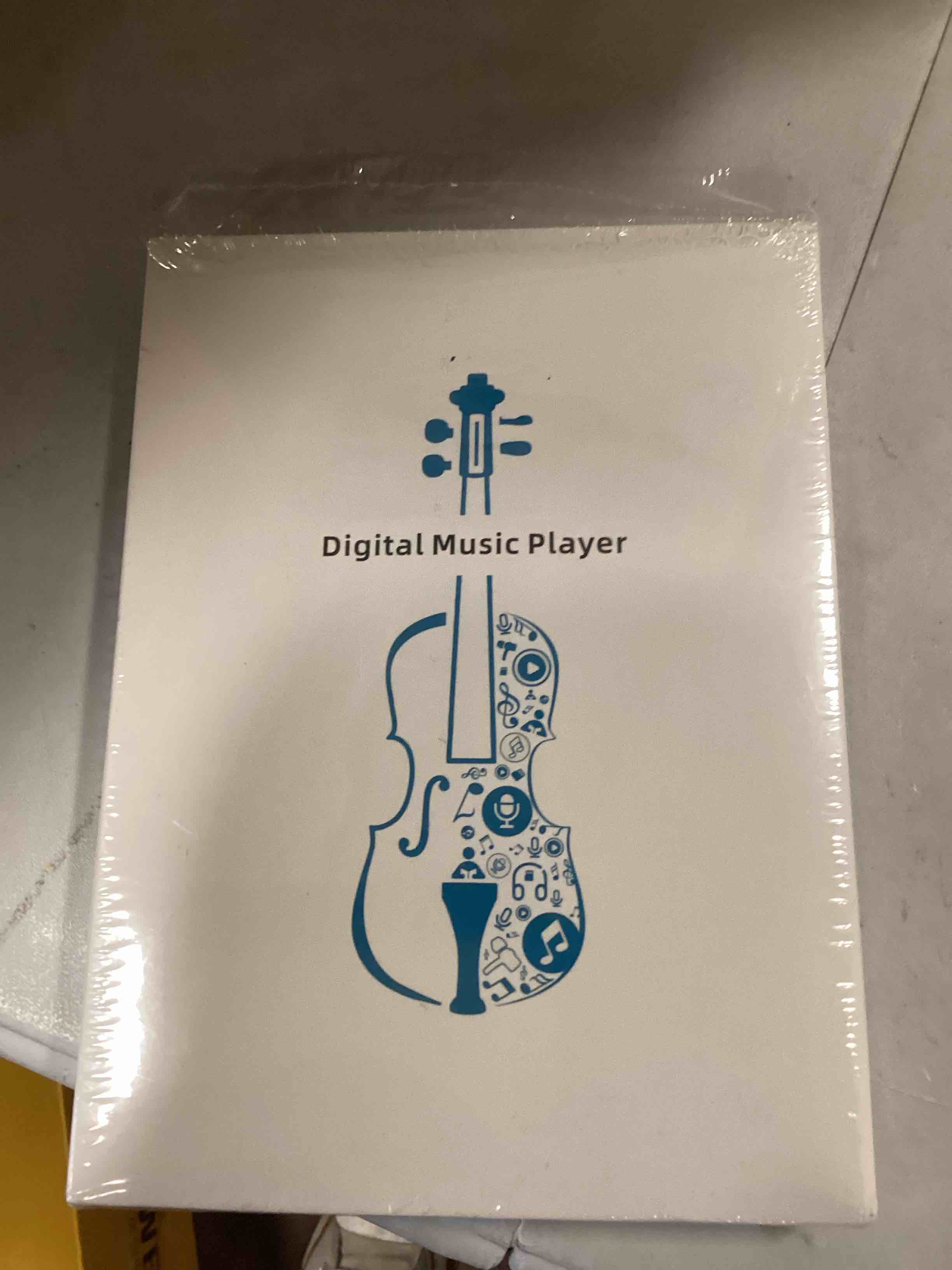 https://s3.amazonaws.com/lotting-images-prod/bidfta/BLU6482664_1719341524570.jpeg